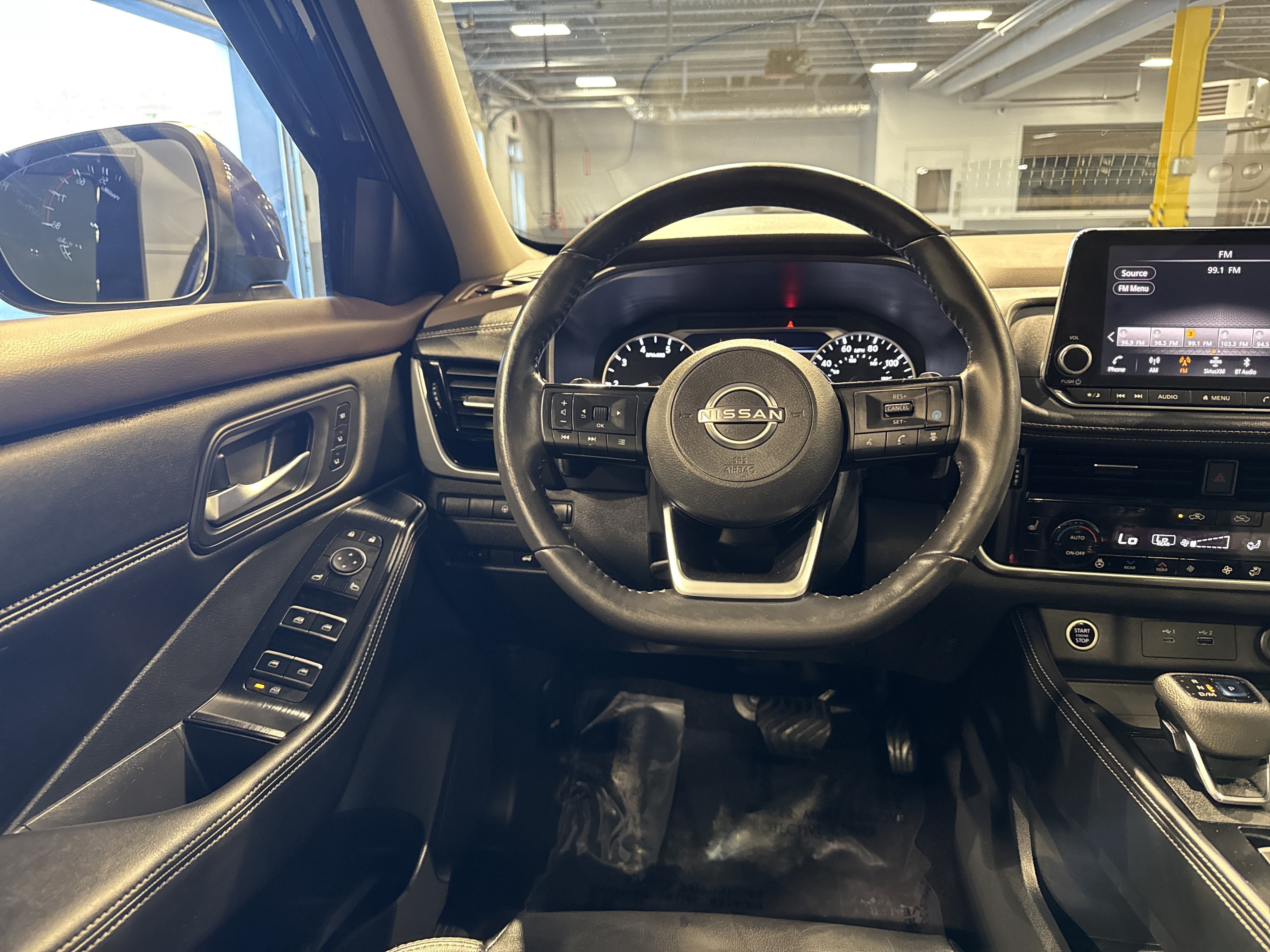 2022 Nissan Rogue SL