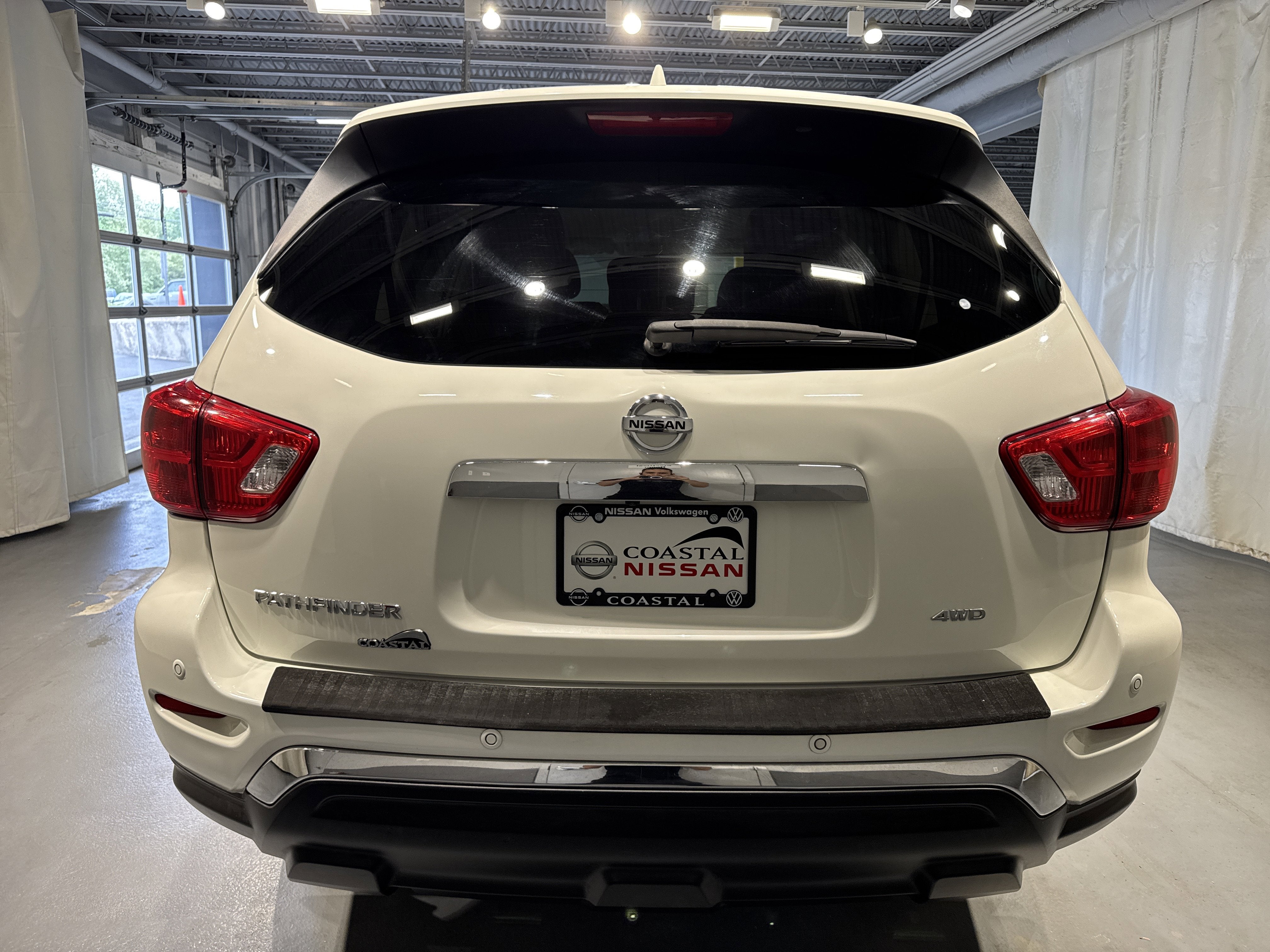 2019 Nissan Pathfinder S