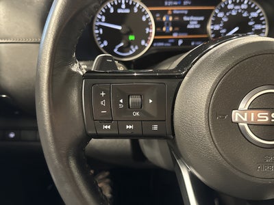 2022 Nissan Pathfinder SV