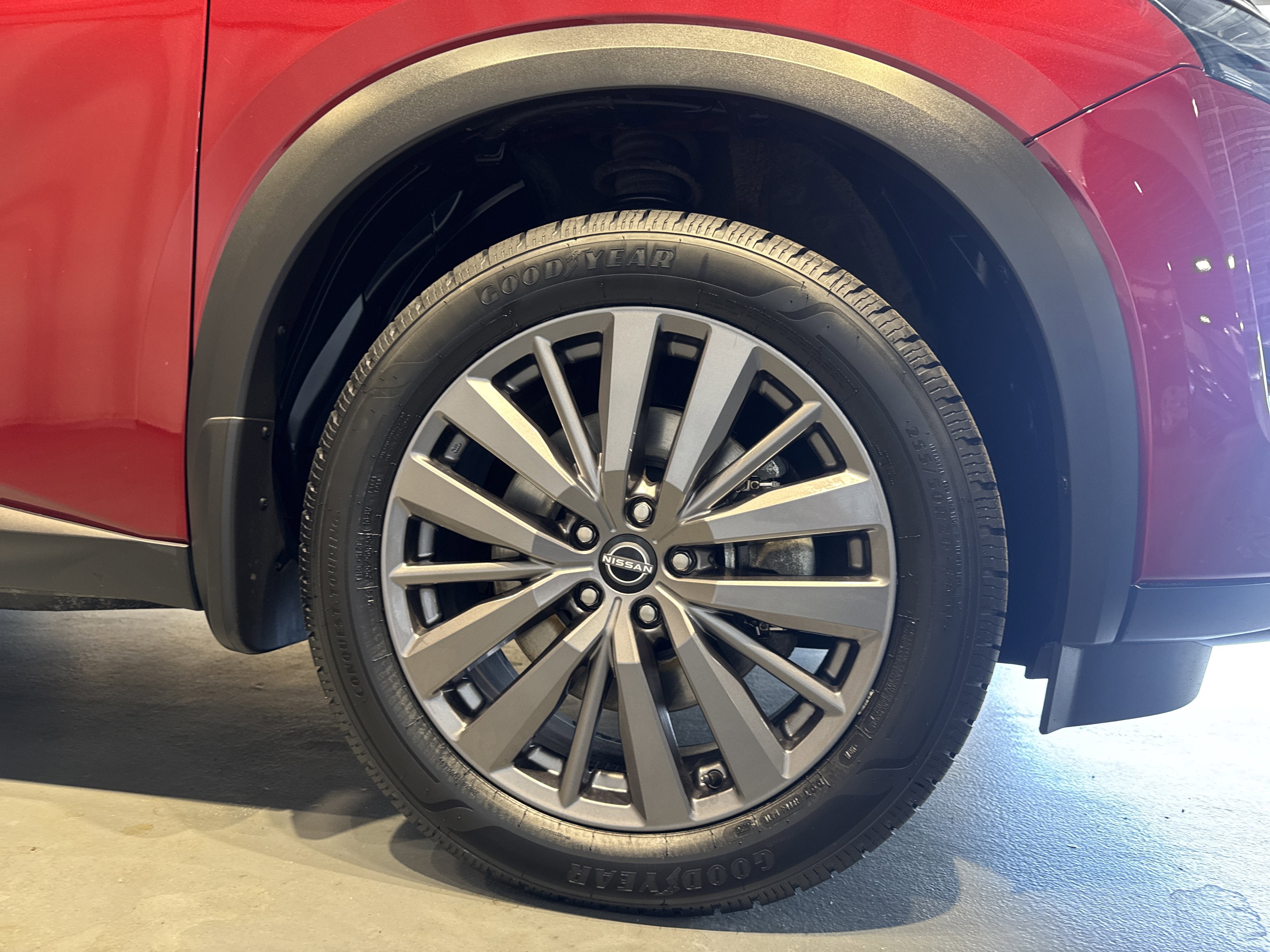 2024 Nissan Pathfinder SL W/Premium & Black Appearance Package