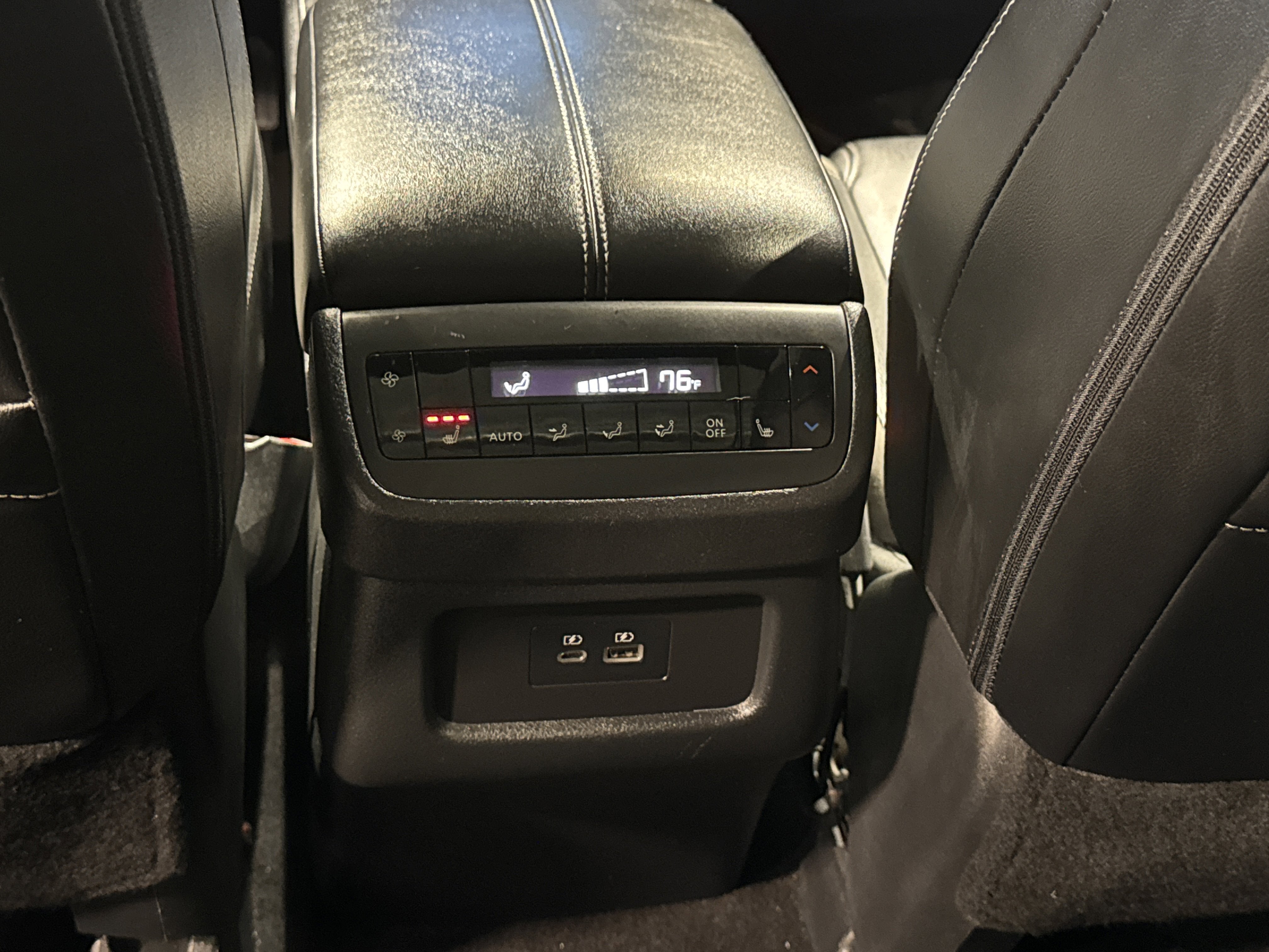 2023 Nissan Pathfinder SL W/Premium Package