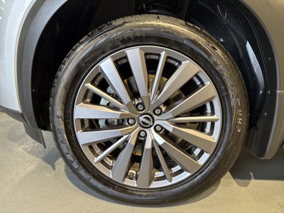 2023 Nissan Pathfinder SL W/Premium Package
