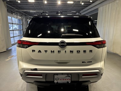 2023 Nissan Pathfinder SL W/Premium Package