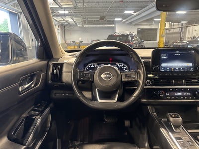 2024 Nissan Pathfinder SL W/Premium Package