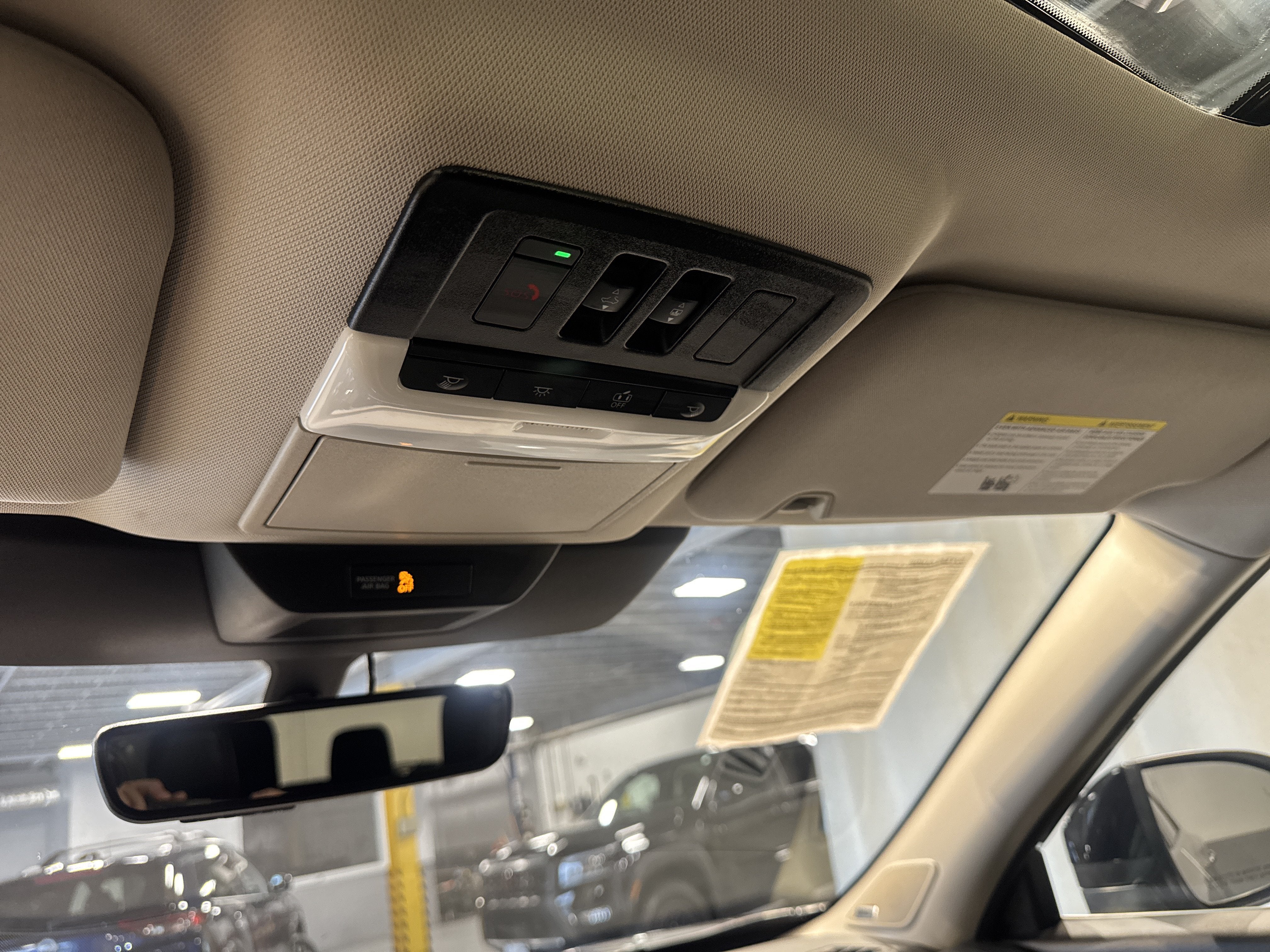 2024 Nissan Pathfinder SL W/Premium Package