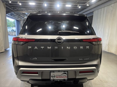 2024 Nissan Pathfinder SL W/Premium Package