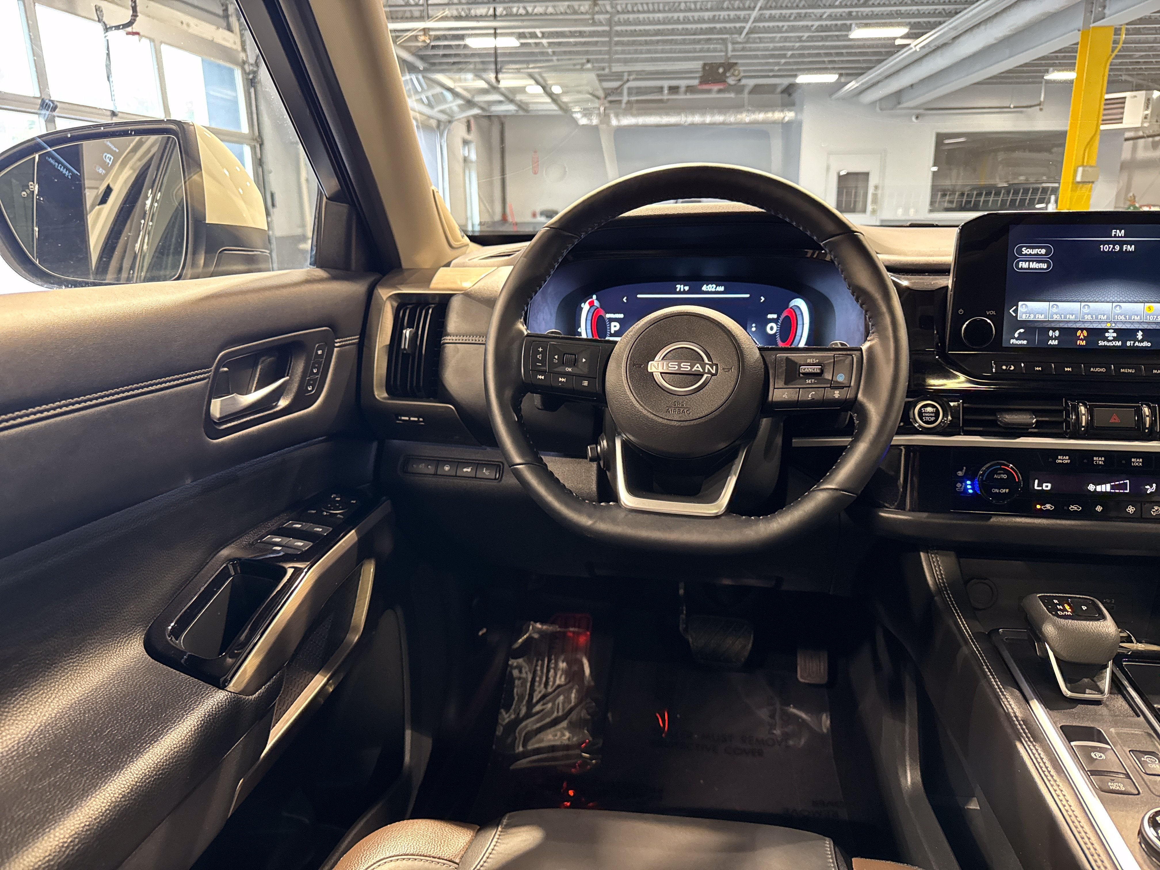 2024 Nissan Pathfinder Platinum