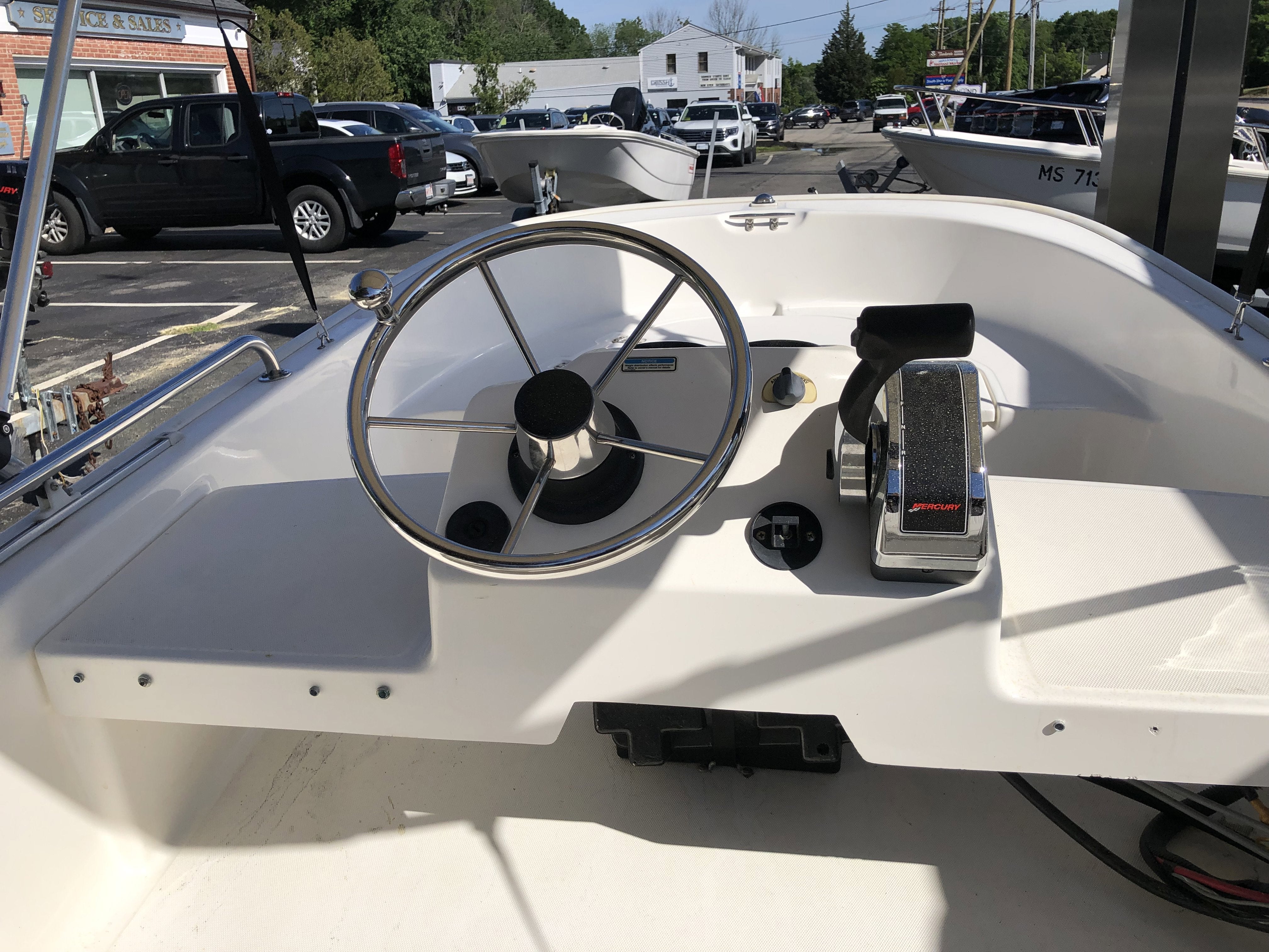 2006 BOSTON WHALER 110 SPORT Base