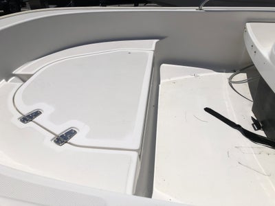 2006 BOSTON WHALER 110 SPORT Base
