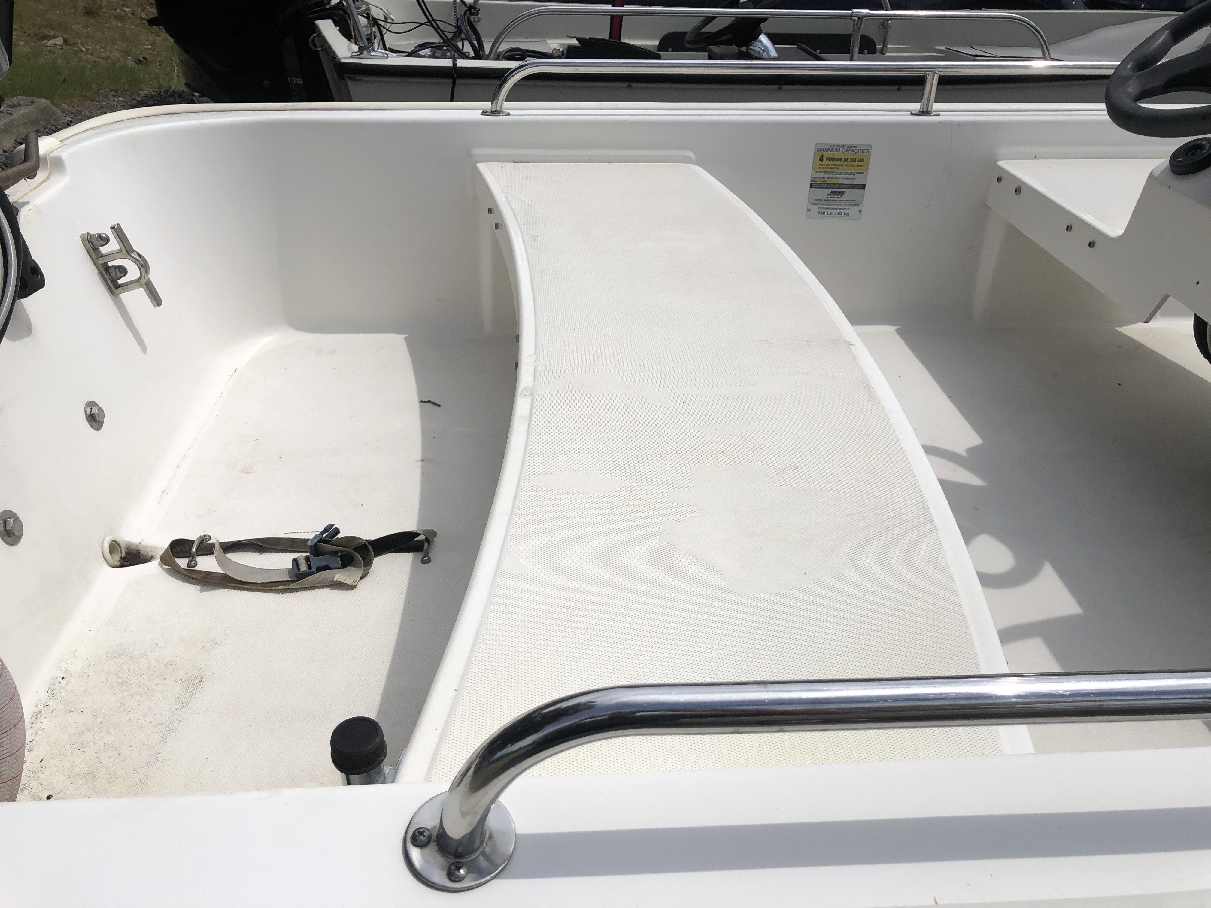 2006 BOSTON WHALER 110 SPORT Base
