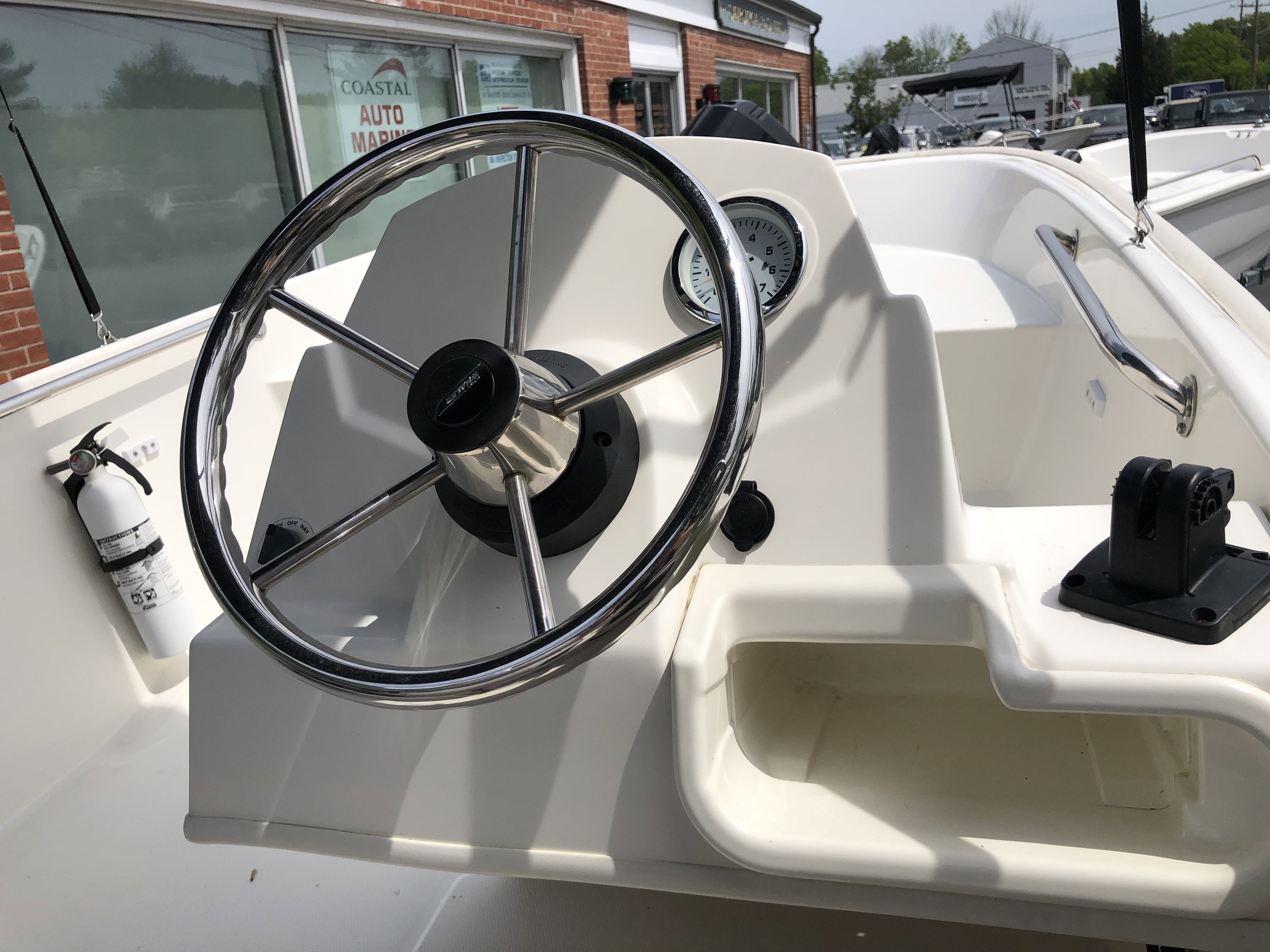 2015 BOSTON WHALER 130 SUPER SPORT Base