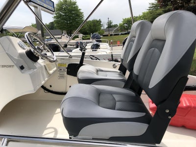 2015 BOSTON WHALER 130 SUPER SPORT Base