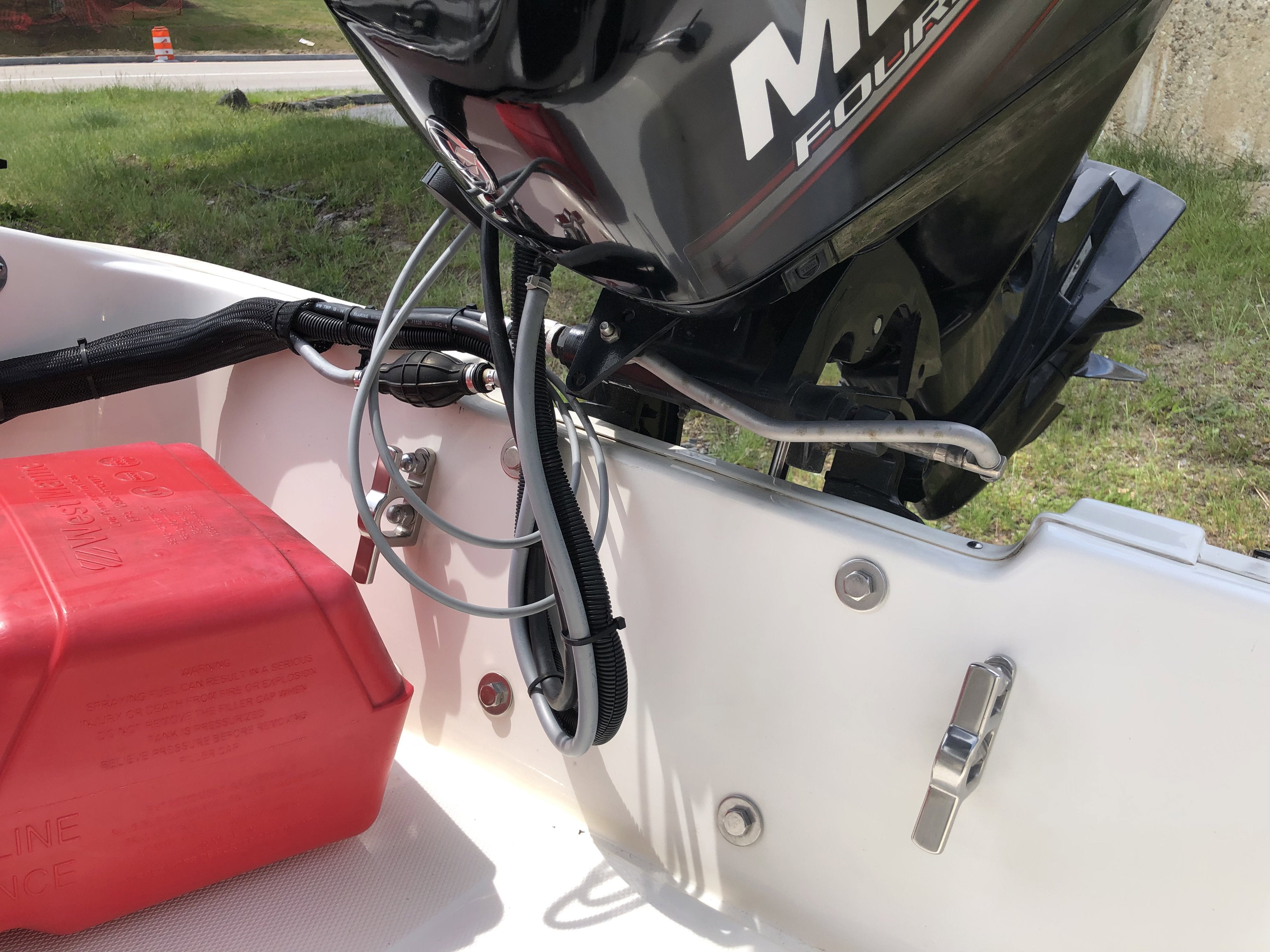 2015 BOSTON WHALER 130 SUPER SPORT Base