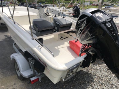 2015 BOSTON WHALER 130 SUPER SPORT Base