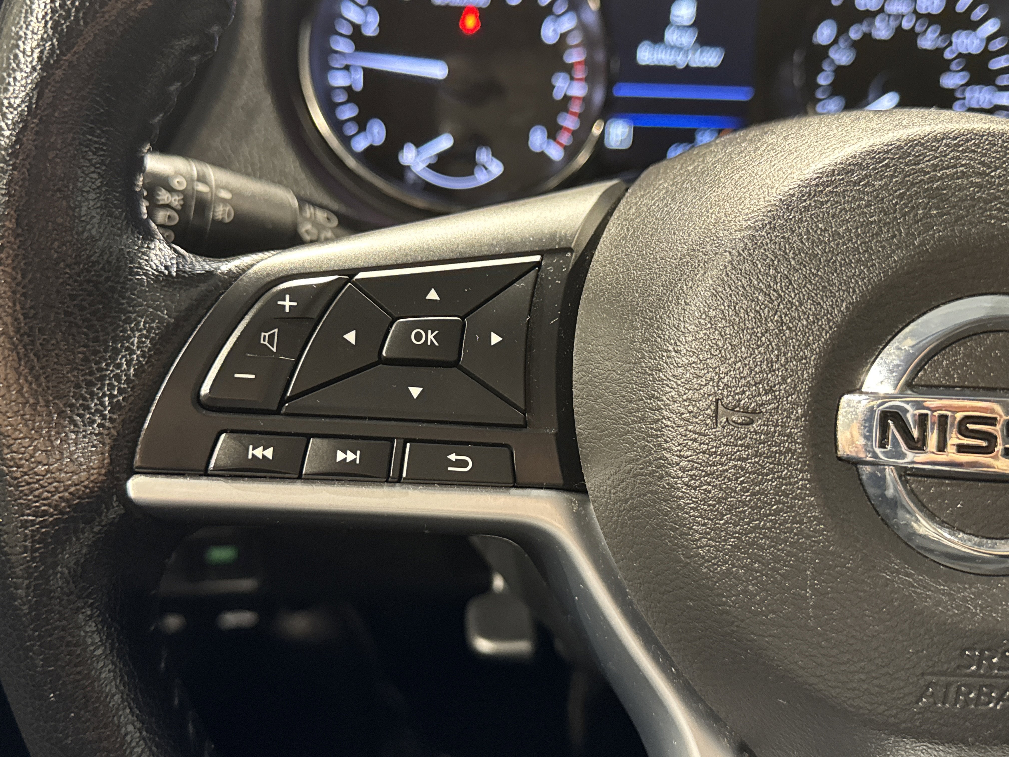 2022 Nissan Rogue Sport SV W/Technology Package