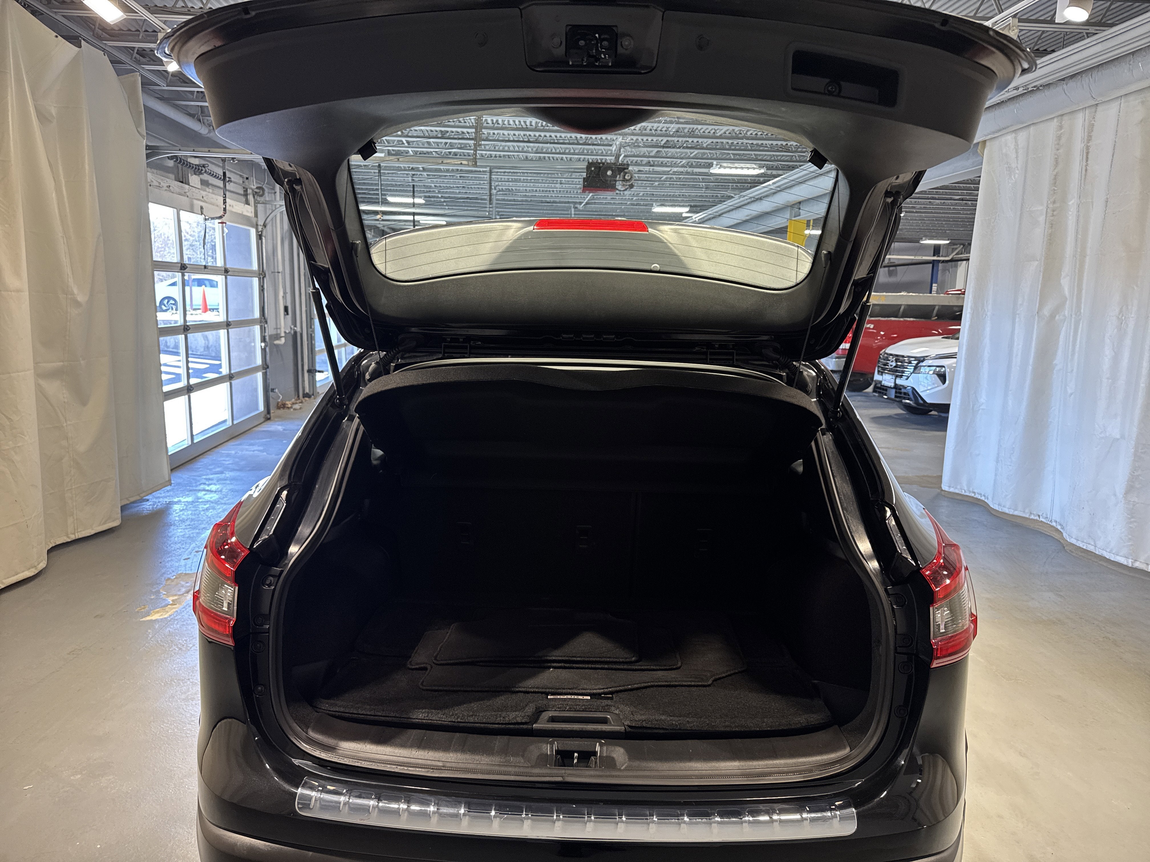 2022 Nissan Rogue Sport SV W/Technology Package