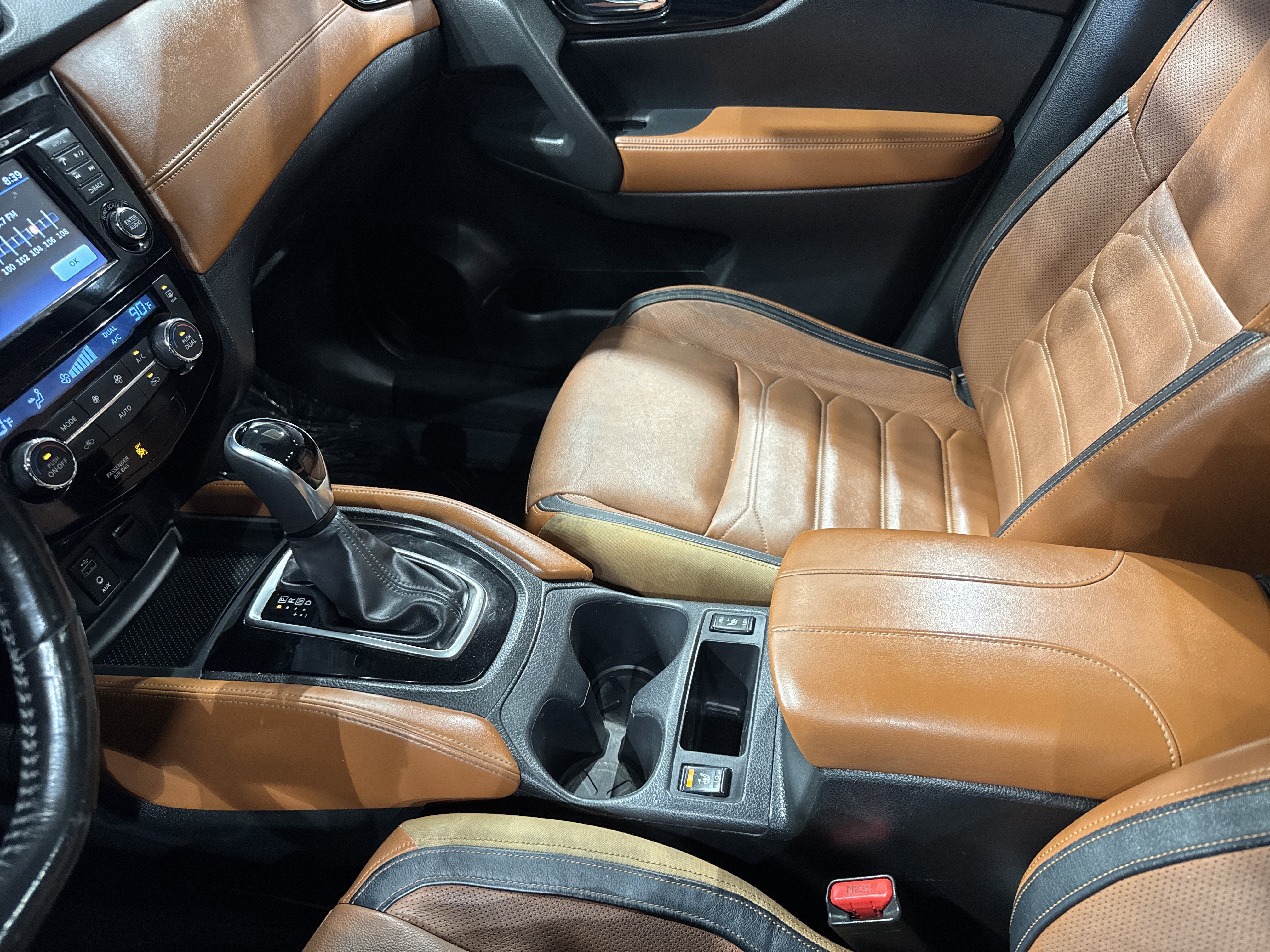 2017 Nissan Rogue SL W/Premium & Platinum Package