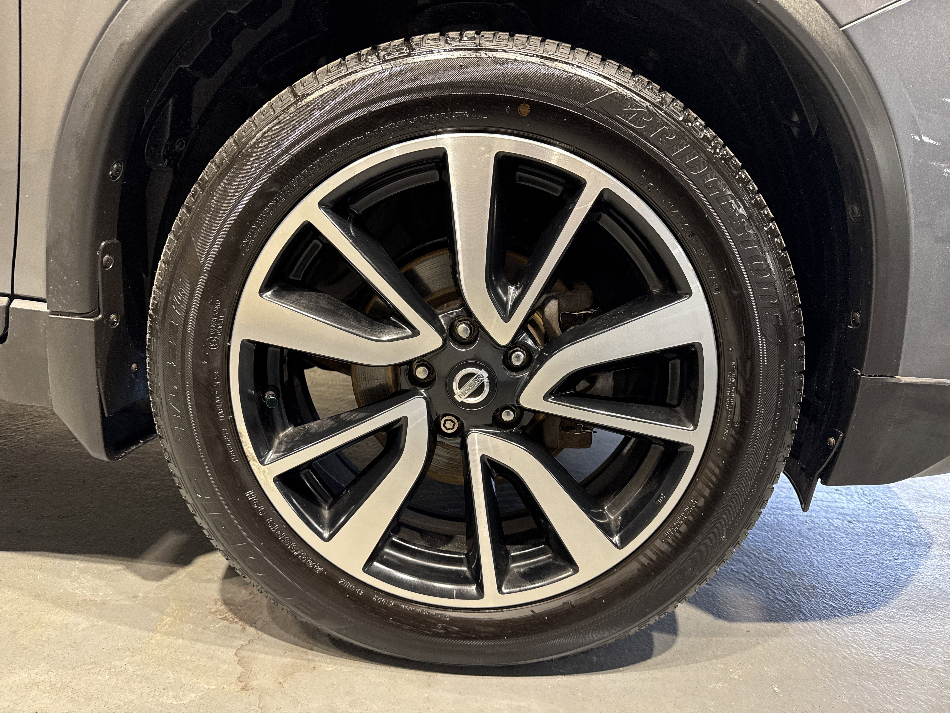 2017 Nissan Rogue SL W/Premium & Platinum Package