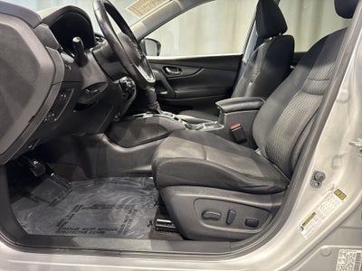 2018 Nissan Rogue SV W/Sun & Sound Touring Package