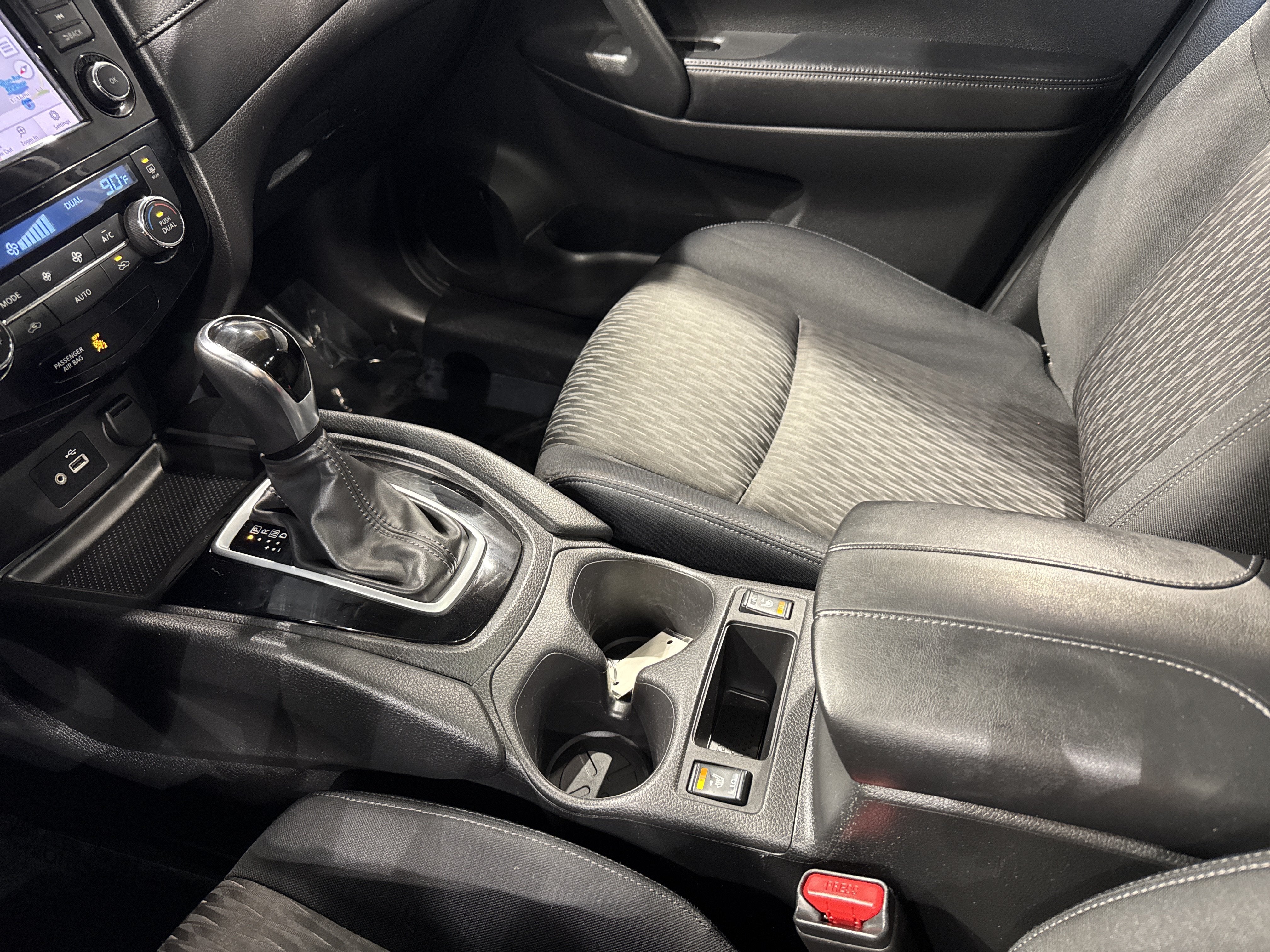 2018 Nissan Rogue SV W/Sun & Sound Touring Package