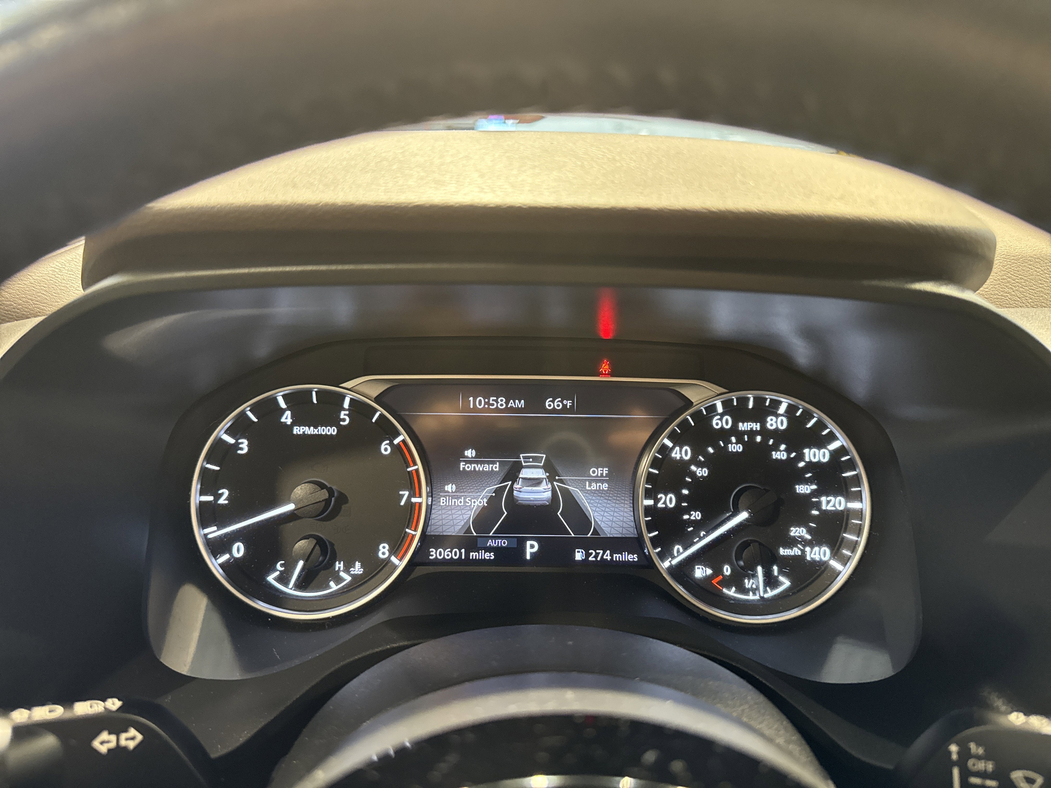 2023 Nissan Rogue SV W/Premium Package & Midnight Package