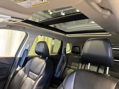 2023 Nissan Rogue SV W/Premium Package & Midnight Package
