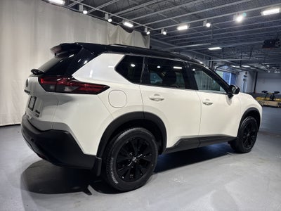 2023 Nissan Rogue SV W/Premium Package & Midnight Package