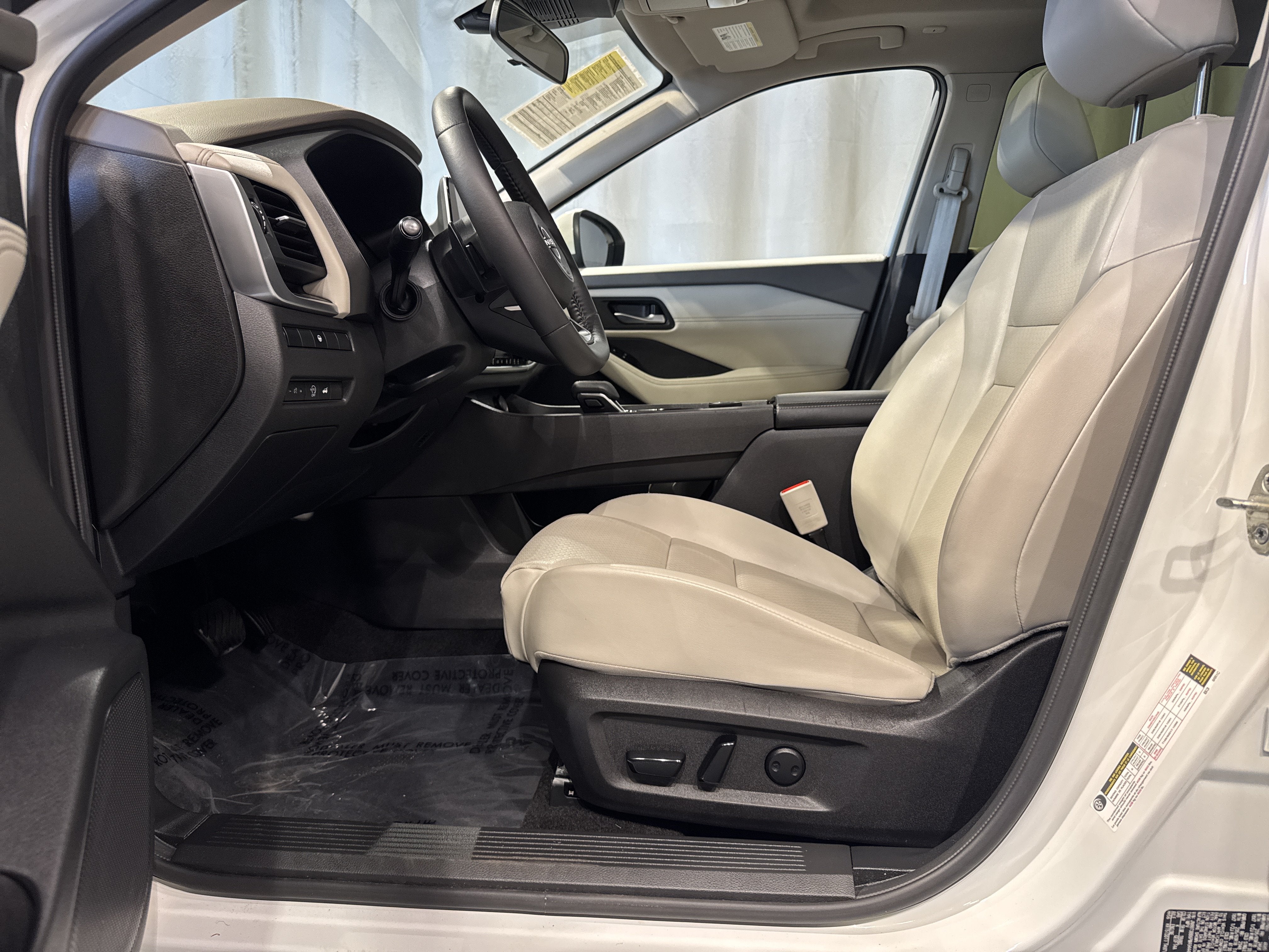 2023 Nissan Rogue SV W/Premium Package