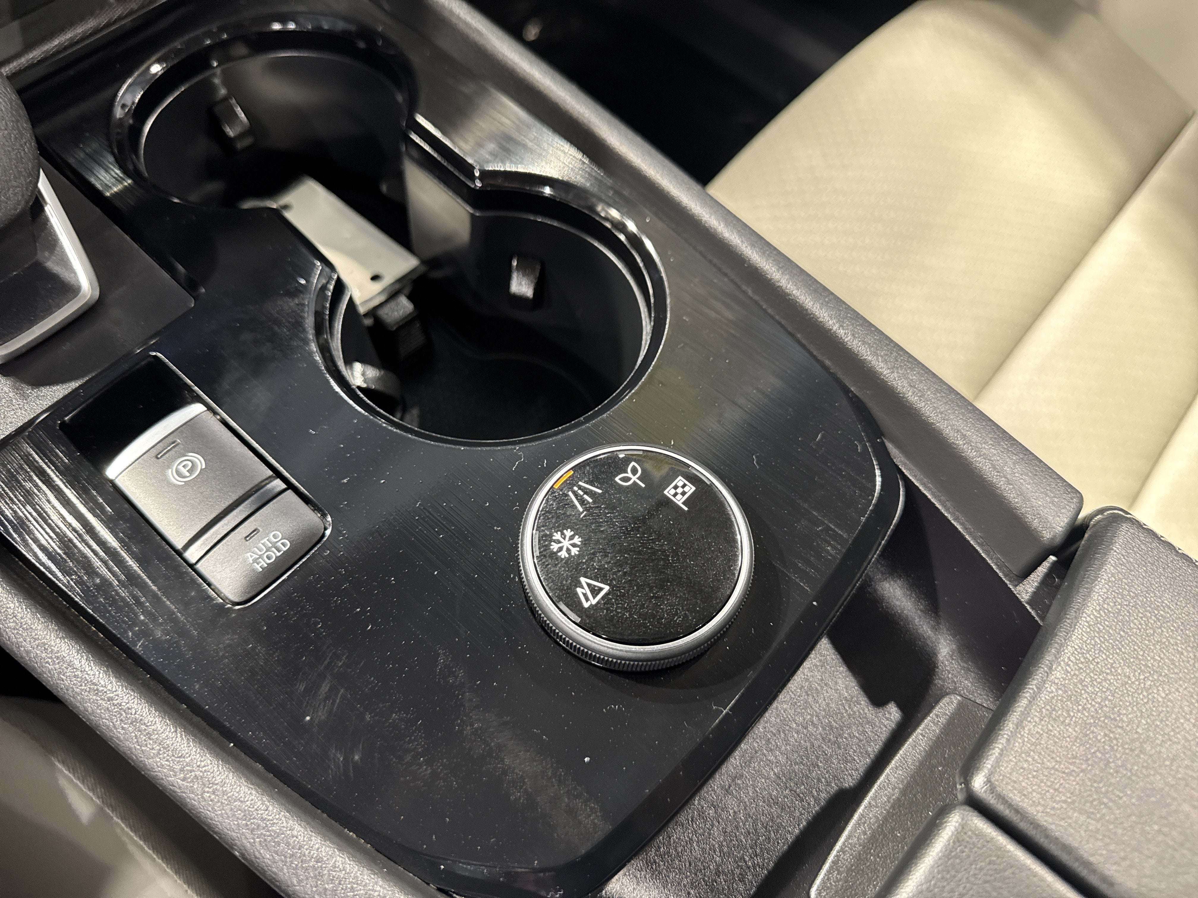 2023 Nissan Rogue SV W/Premium Package