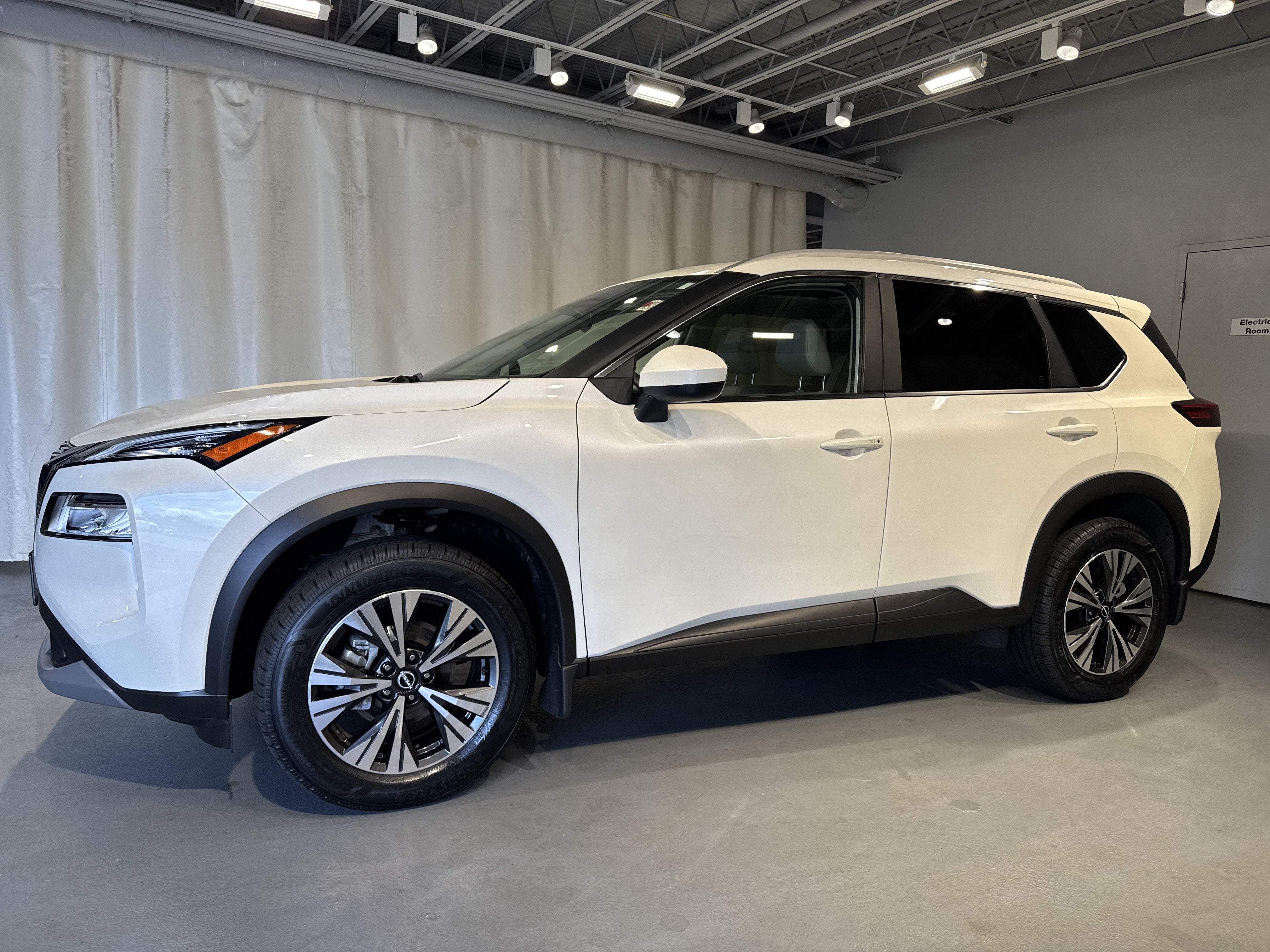 2023 Nissan Rogue SV W/Premium Package