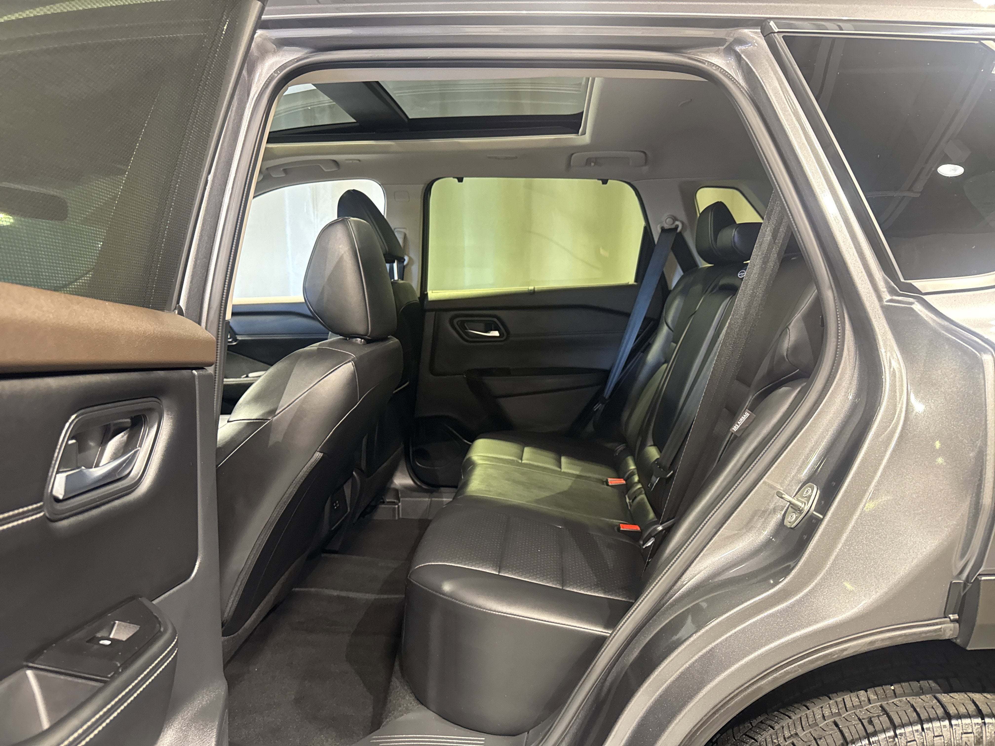 2023 Nissan Rogue SV W/Premium Package