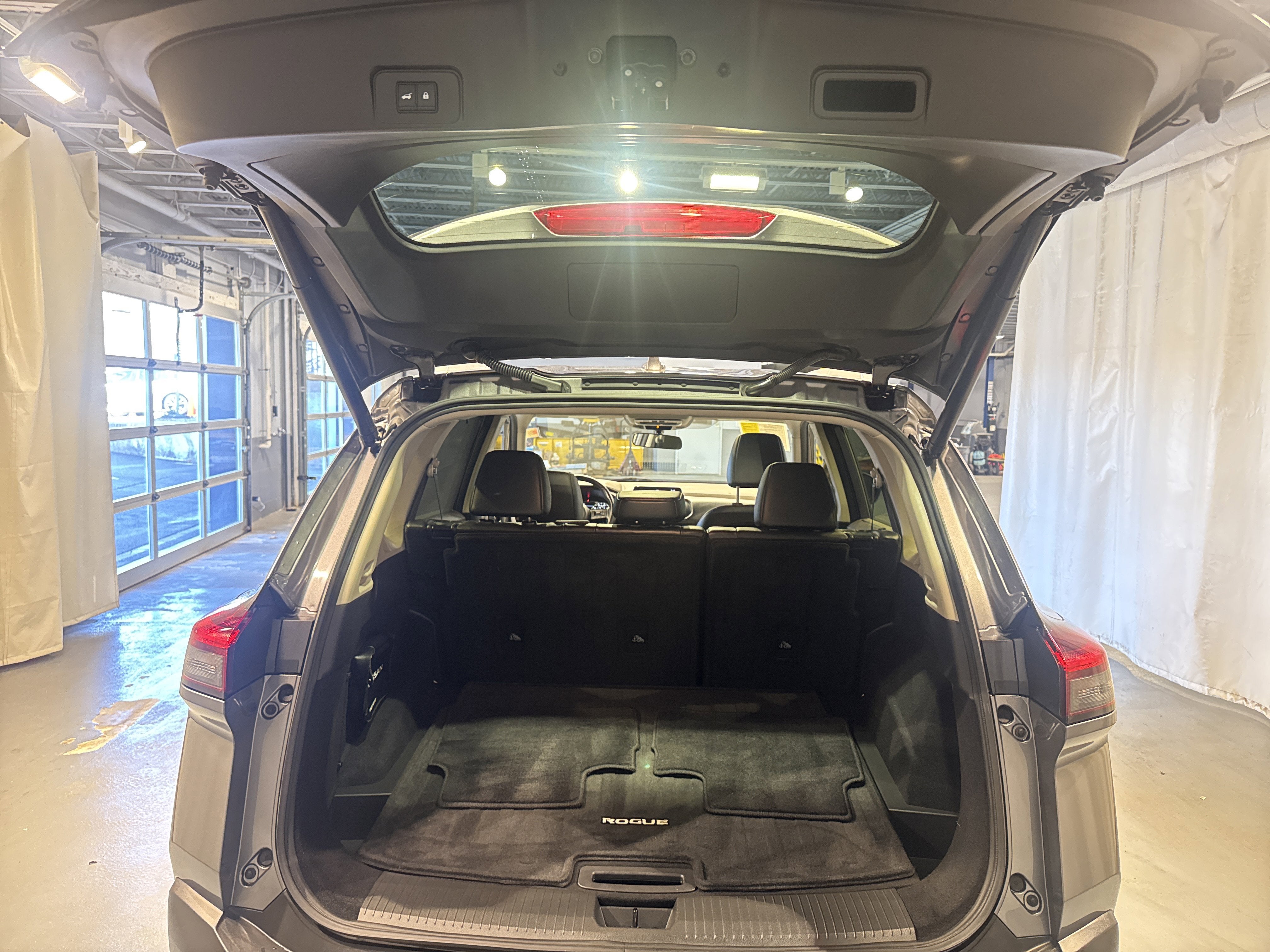 2023 Nissan Rogue SV W/Premium Package