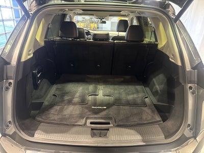 2023 Nissan Rogue SV W/Premium Package