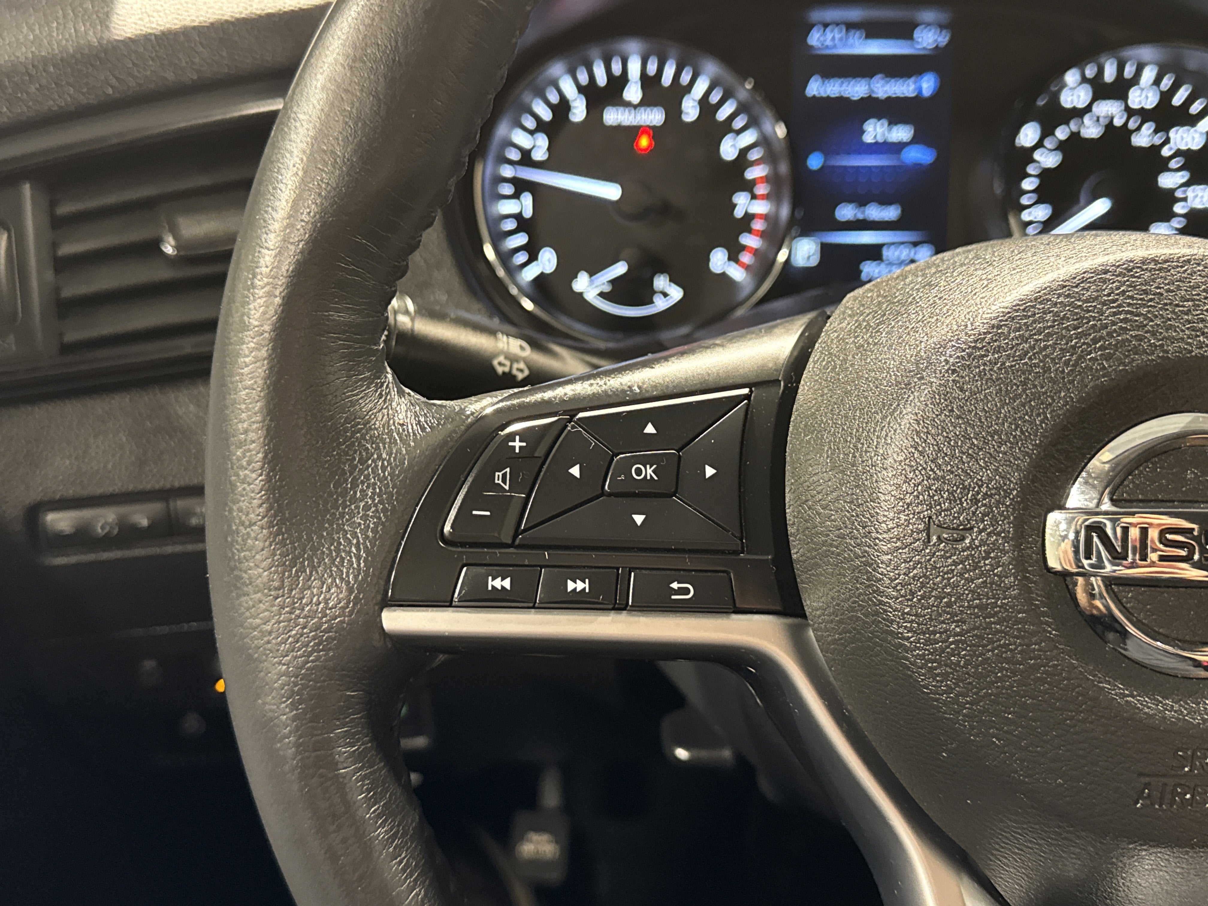 2017 Nissan Rogue SV W/Premium Package