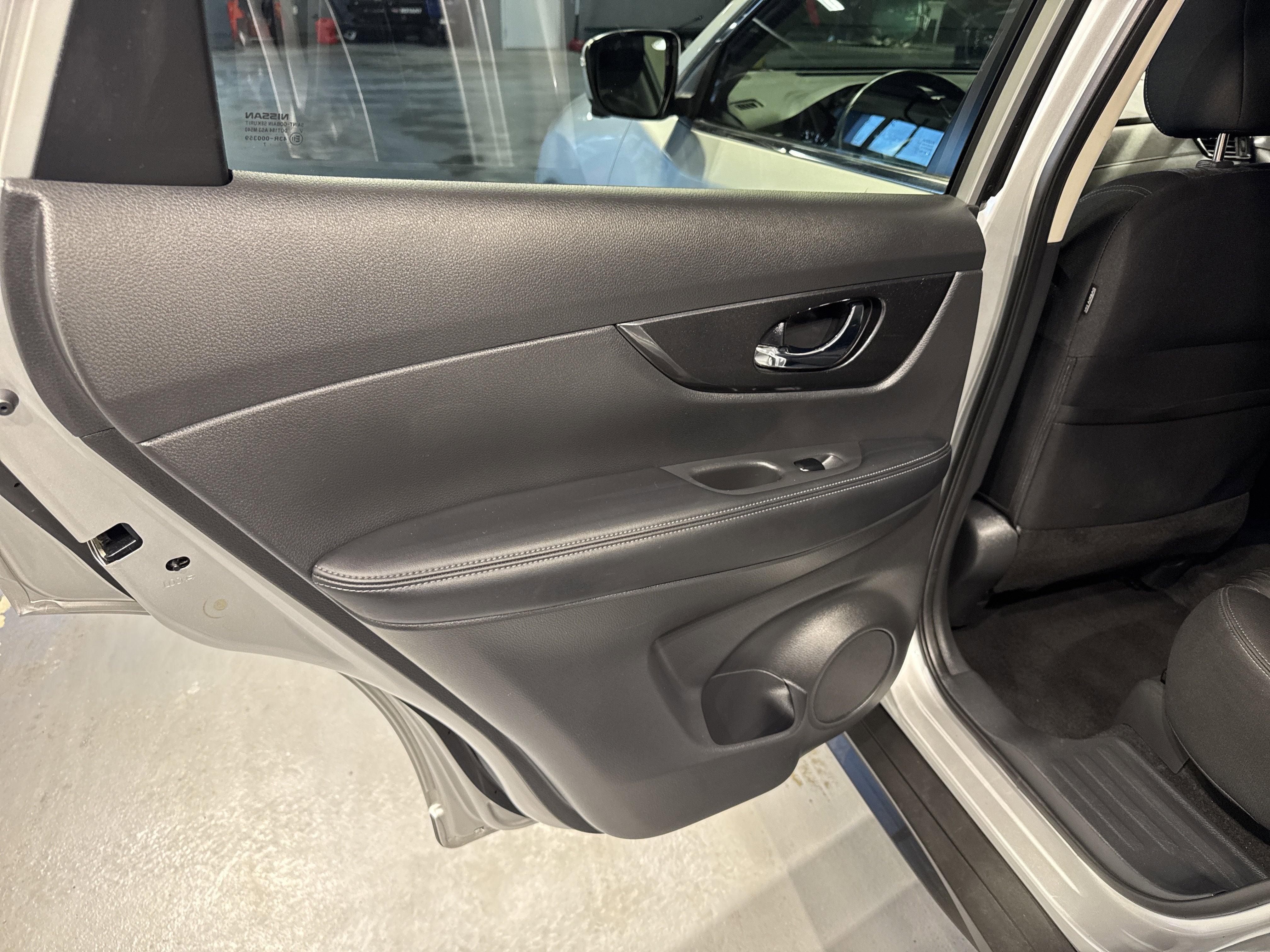 2017 Nissan Rogue SV W/Premium Package