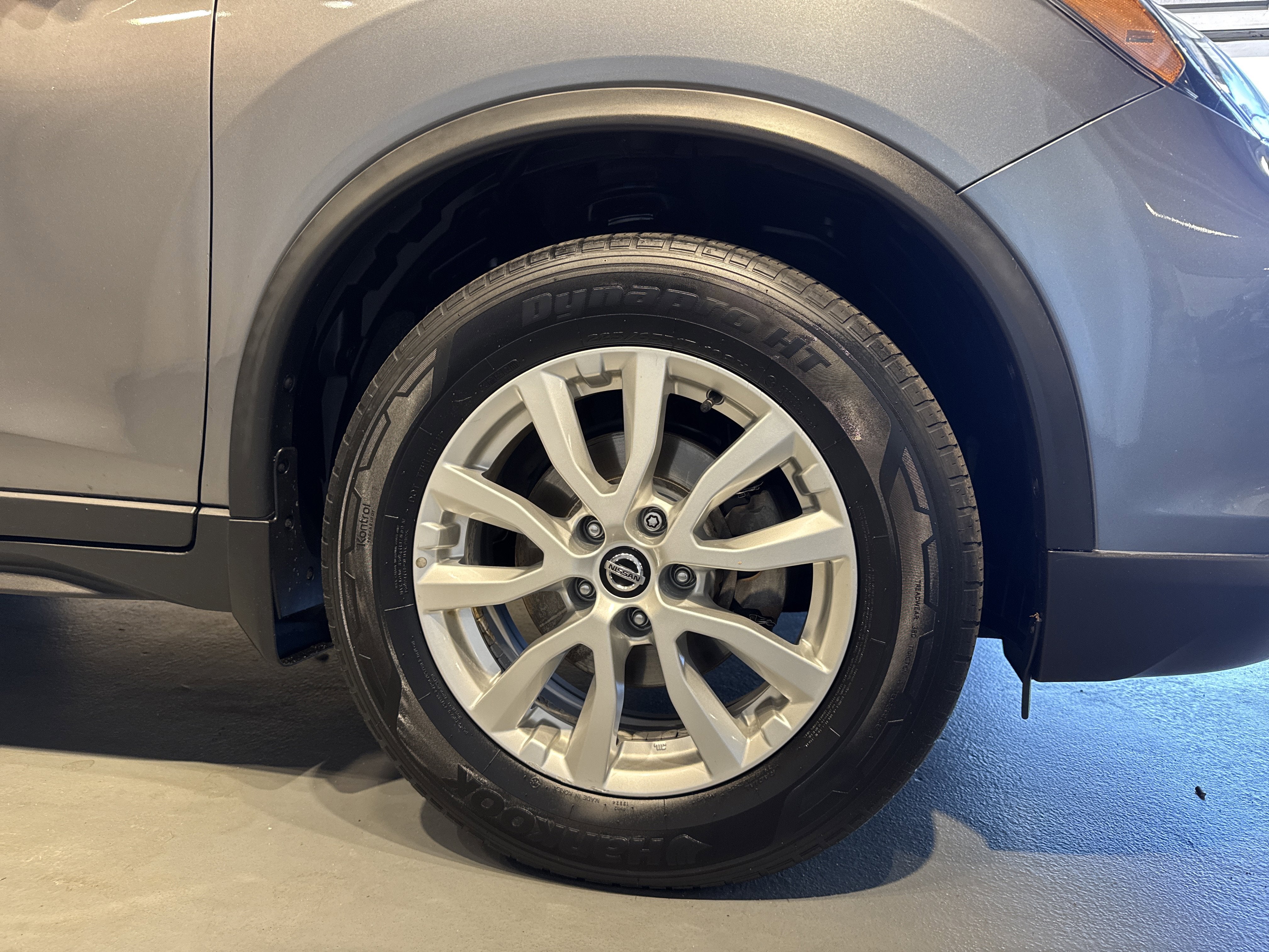 2018 Nissan Rogue Base