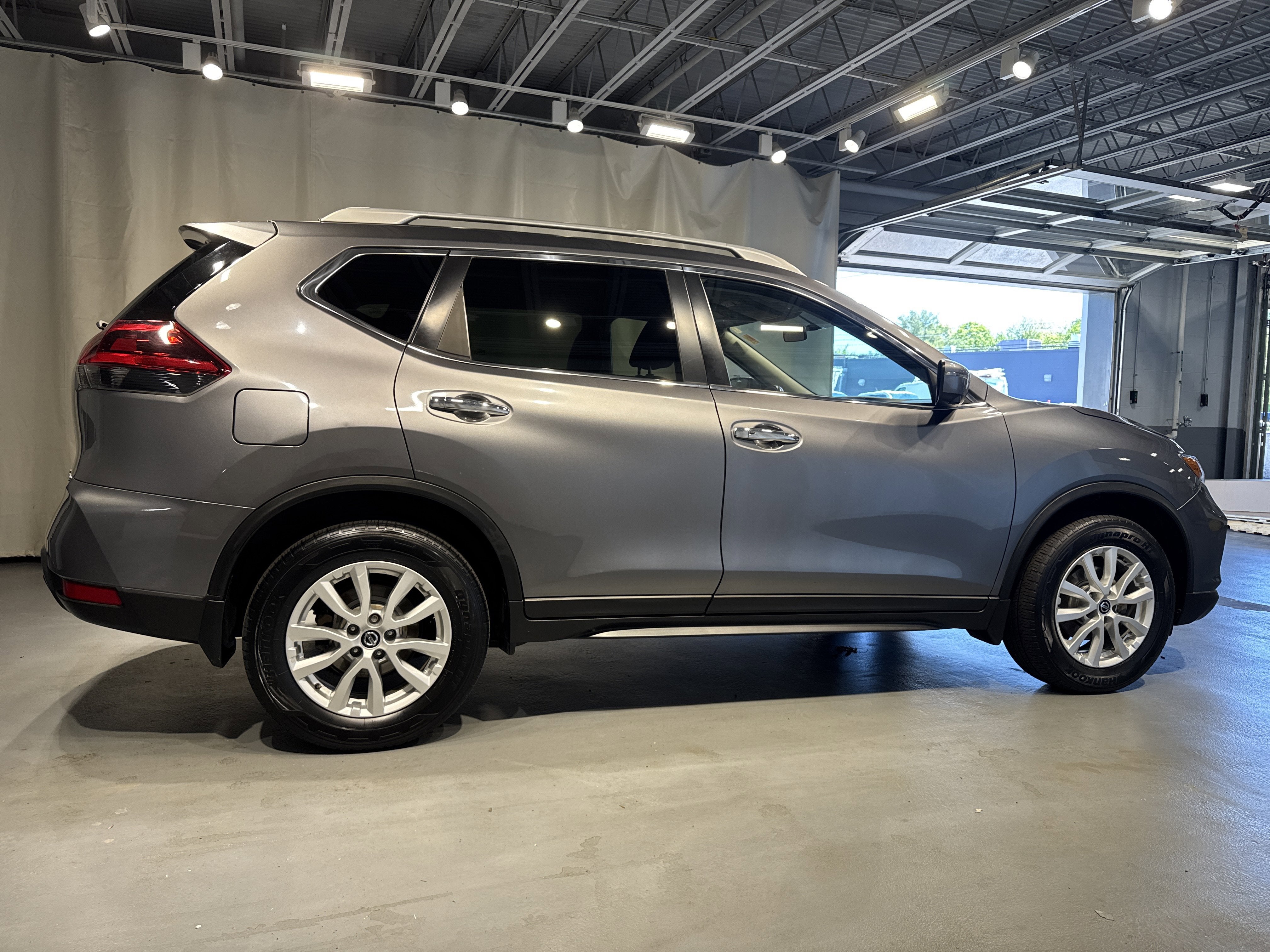 2018 Nissan Rogue Base