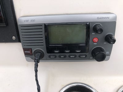 2011 GRADY WHITE 18 FISHERMAN Base