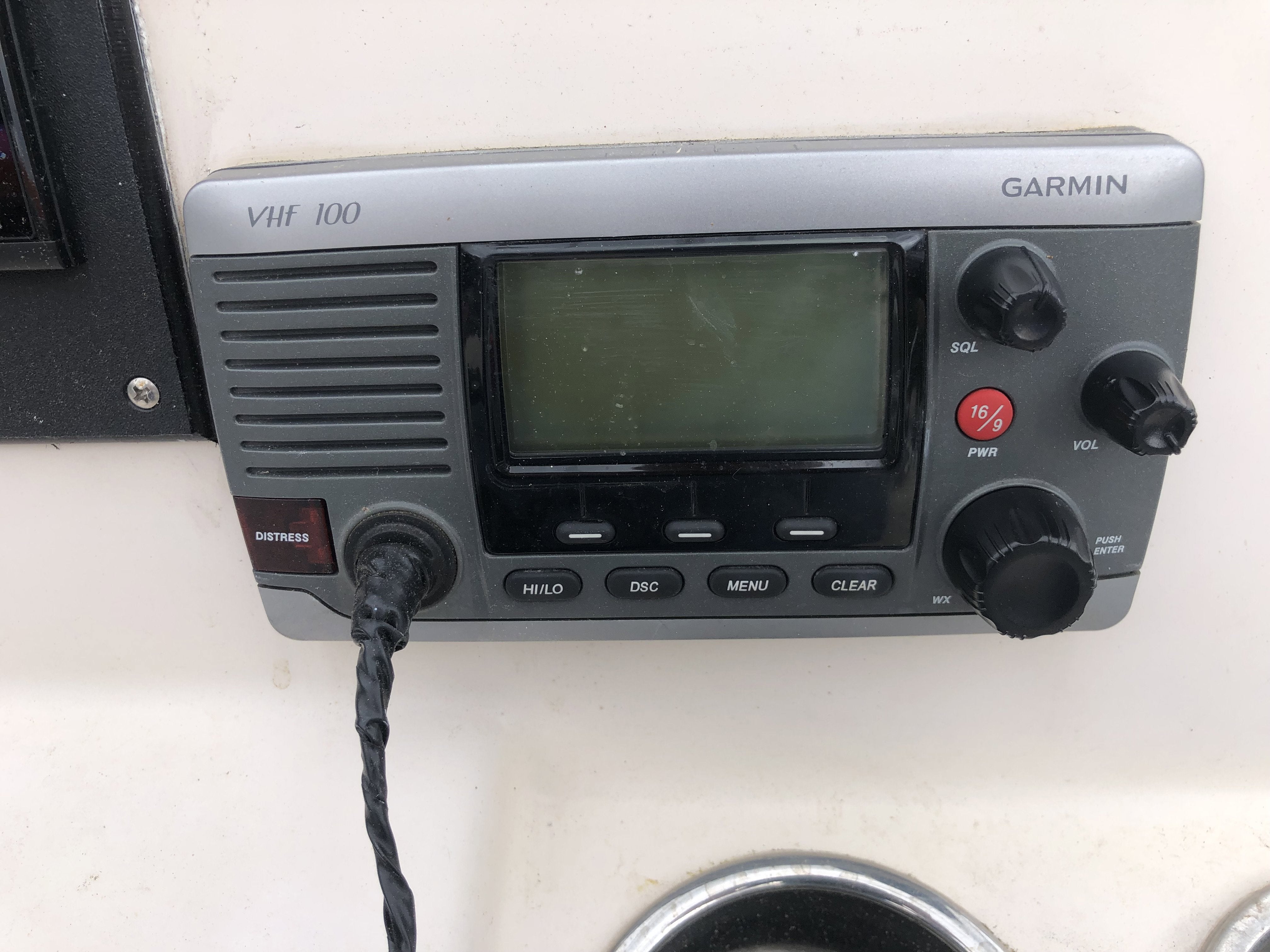 2011 GRADY WHITE 18 FISHERMAN Base