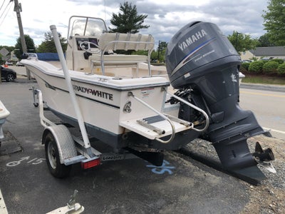 2011 GRADY WHITE 18 FISHERMAN Base