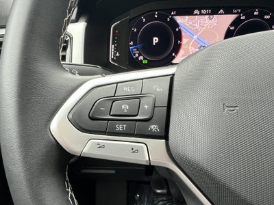 2023 Volkswagen Atlas 3.6L V6 SEL w/captains chairs