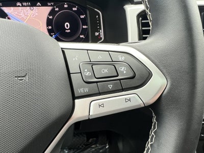 2023 Volkswagen Atlas 3.6L V6 SEL w/captains chairs