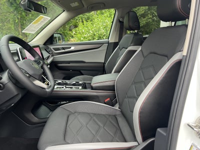 2024 Volkswagen Atlas 2.0T Peak Edition SE w/Technology