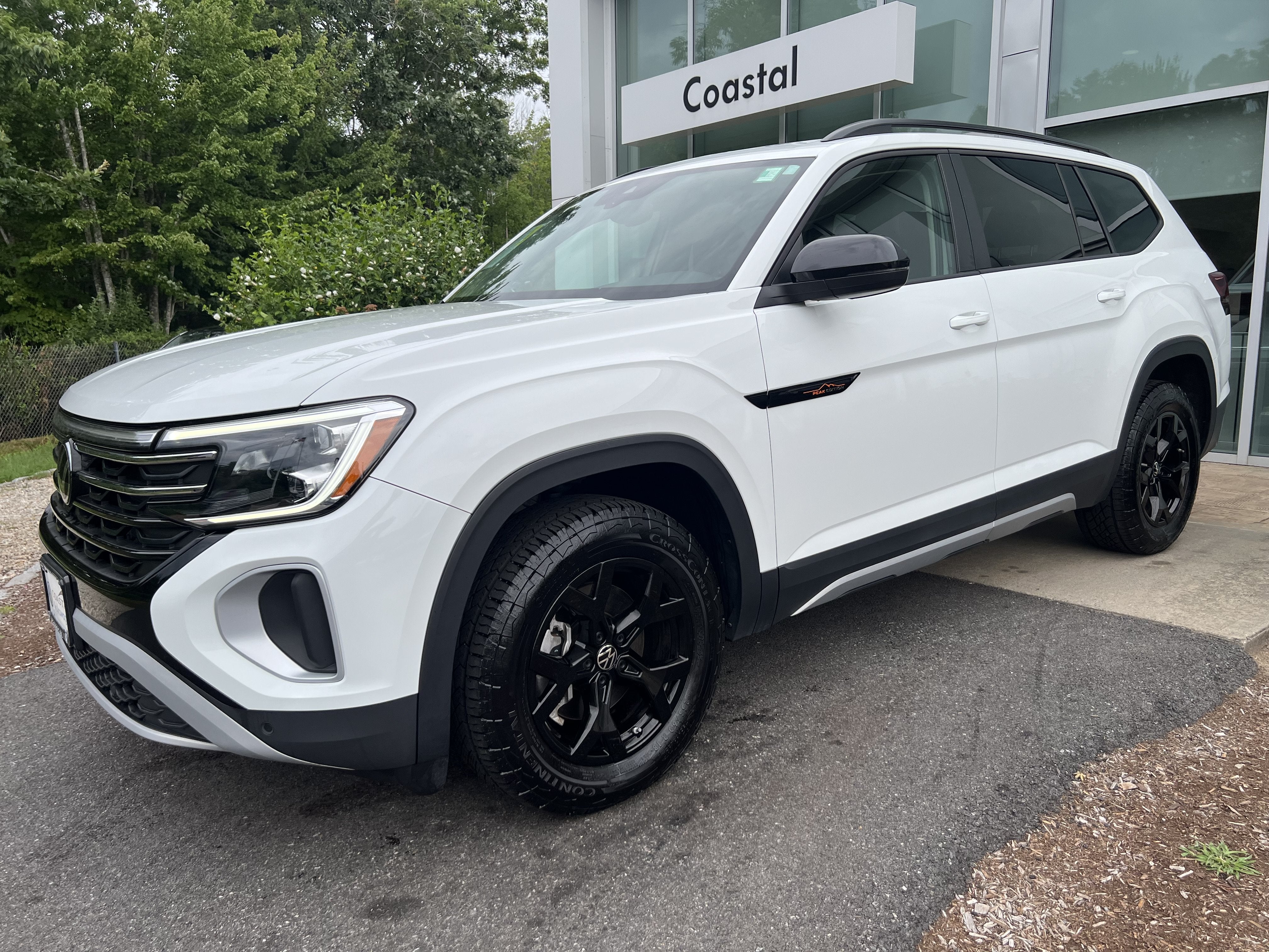 2024 Volkswagen Atlas 2.0T Peak Edition SE w/Technology
