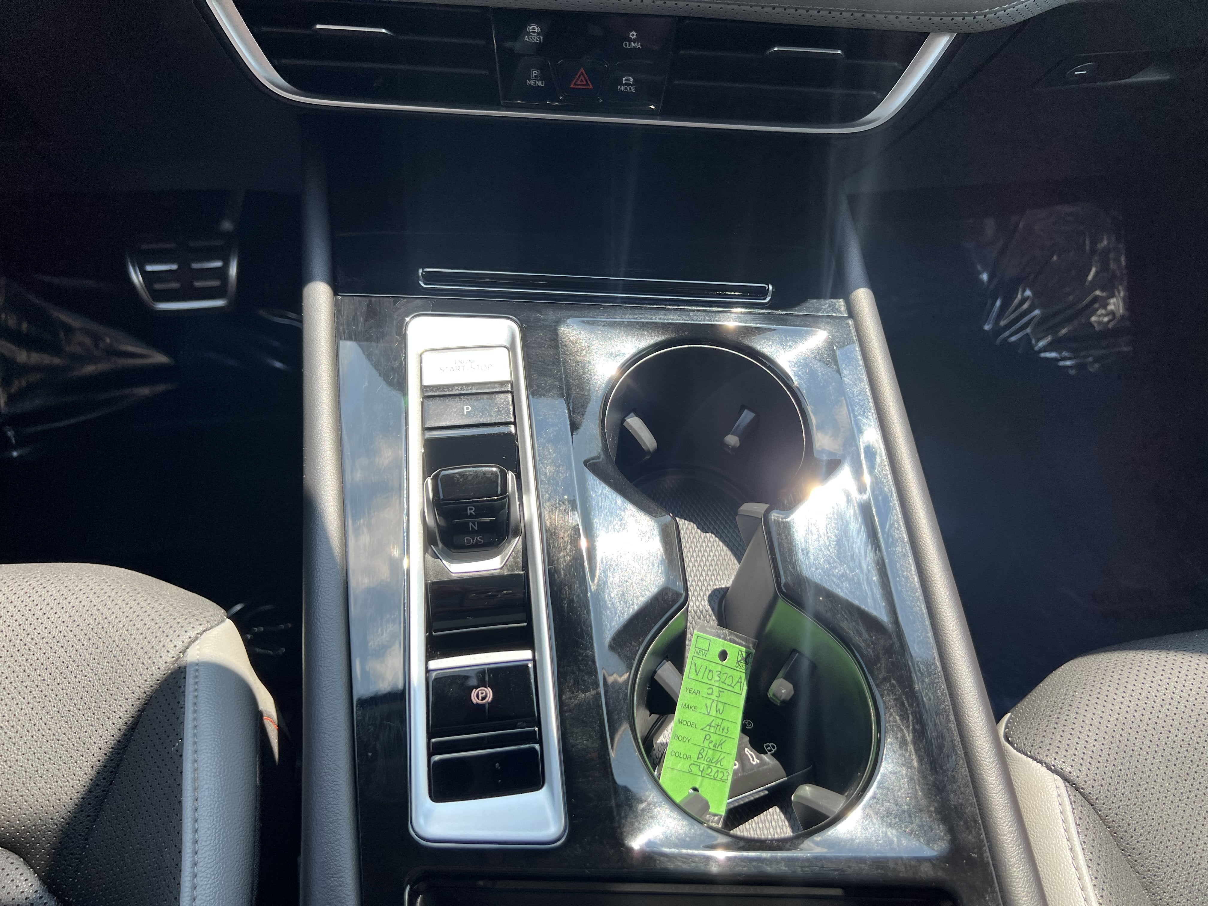 2025 Volkswagen Atlas 2.0T Peak Edition