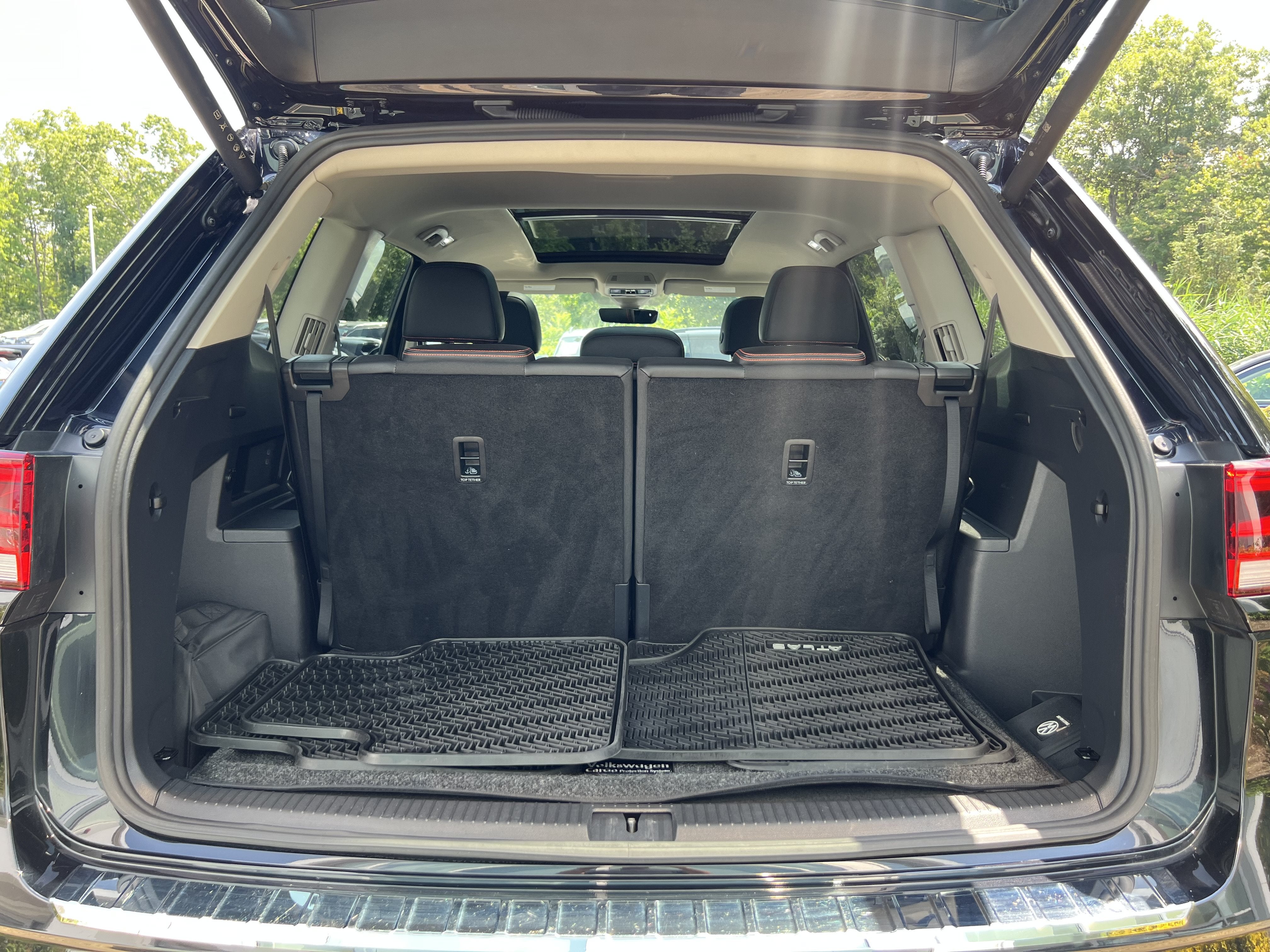 2025 Volkswagen Atlas 2.0T Peak Edition