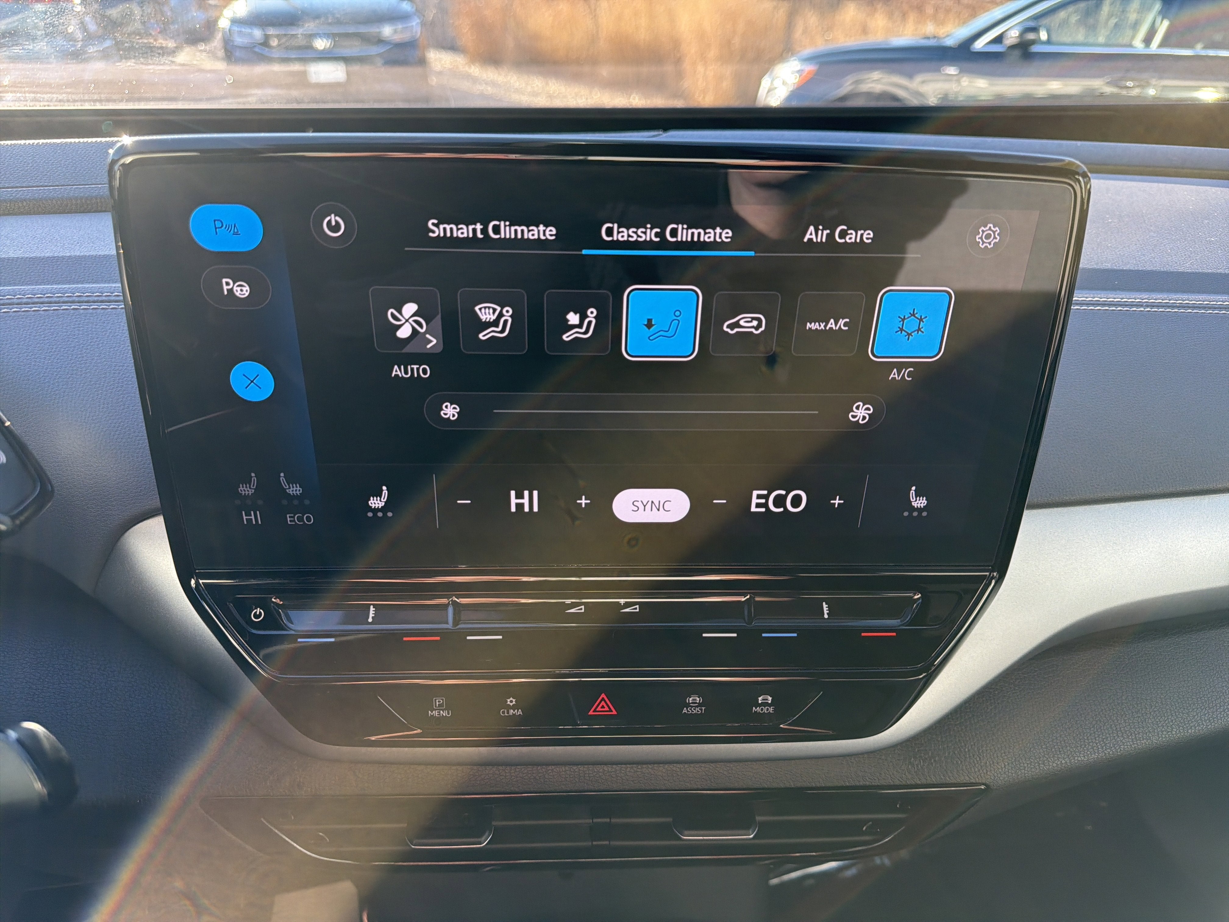 2023 Volkswagen ID.4 Pro