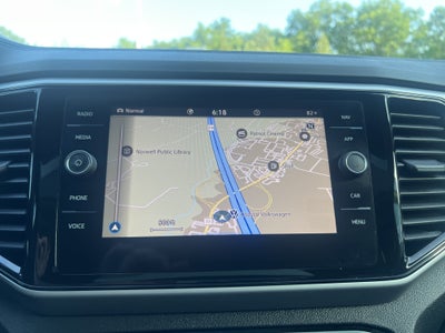 2023 Volkswagen Atlas Cross Sport 3.6L V6 SEL Premium R-Line