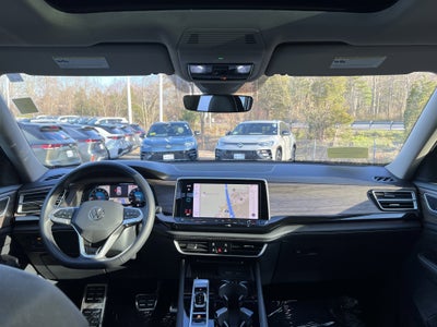 2025 Volkswagen Atlas 2.0T SEL Premium R-Line