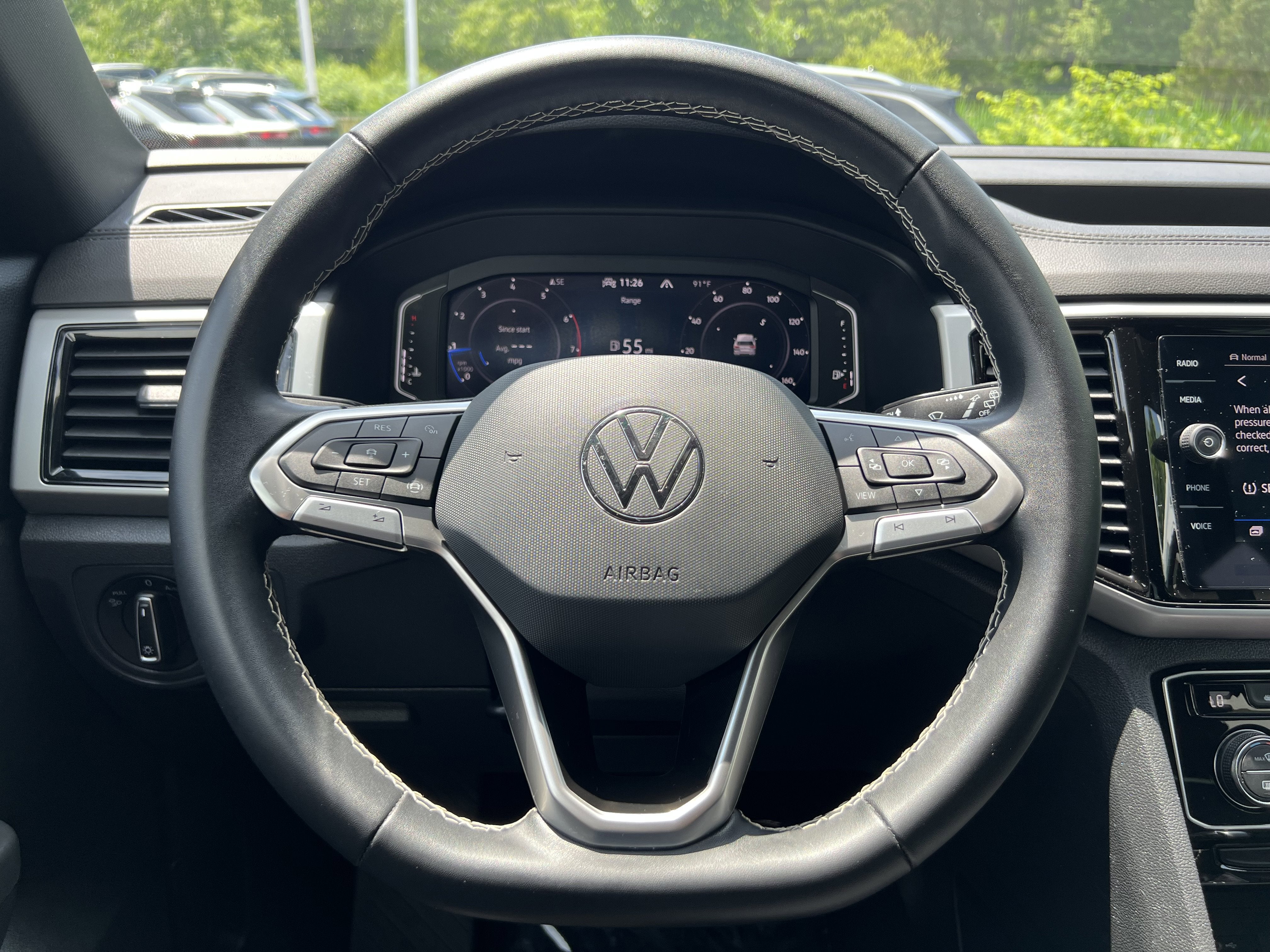 2023 Volkswagen Atlas Cross Sport 2.0T SE w/Technology